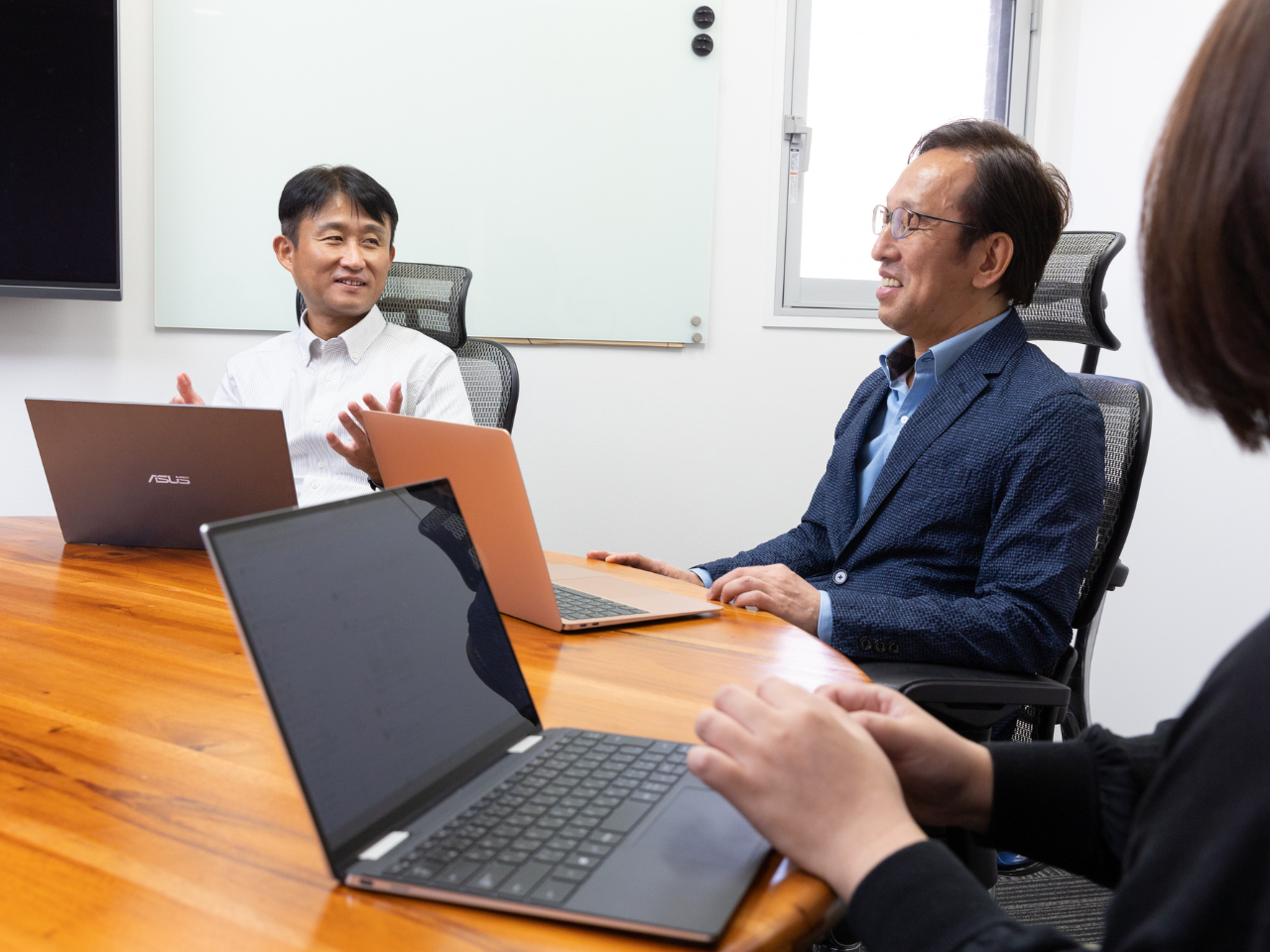 同社はデータサイエンスに基づき、コンサルティングからサービスの企画・開発・保守運用までの全工程を統合的に手掛けるDXサービスカンパニーだ。