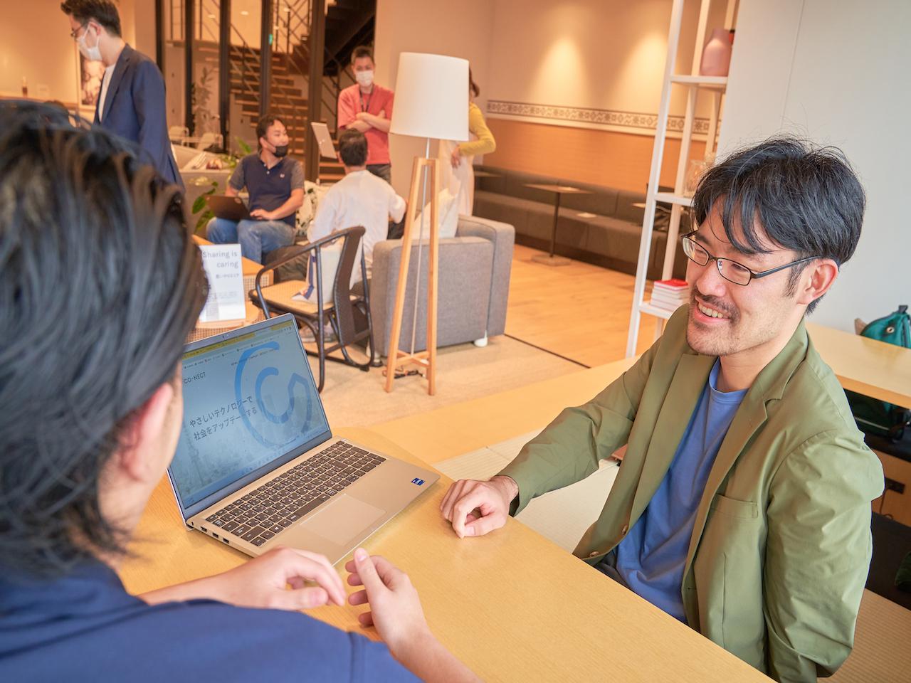 BtoB受発注システム「CO-NECT」を中心に、これからさらなる拡大を目指す同社。社員20名とまだまだ立ち上げ段階だが、今ジョインすればコアメンバーになることは間違いない。