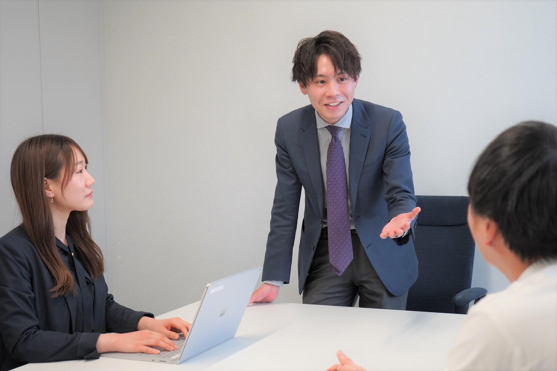 Web、テレビ、ラジオ、新聞等の様々なメディアを組み合わせた提案等を行い、効果的なプロモーションを実現します。