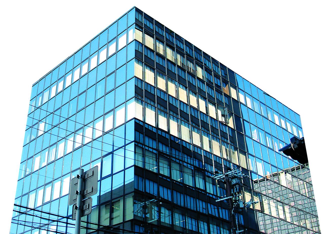 創業以来、大阪の北部エリアを中心に、さまざまな事業を展開。本社は吹田市江坂に。