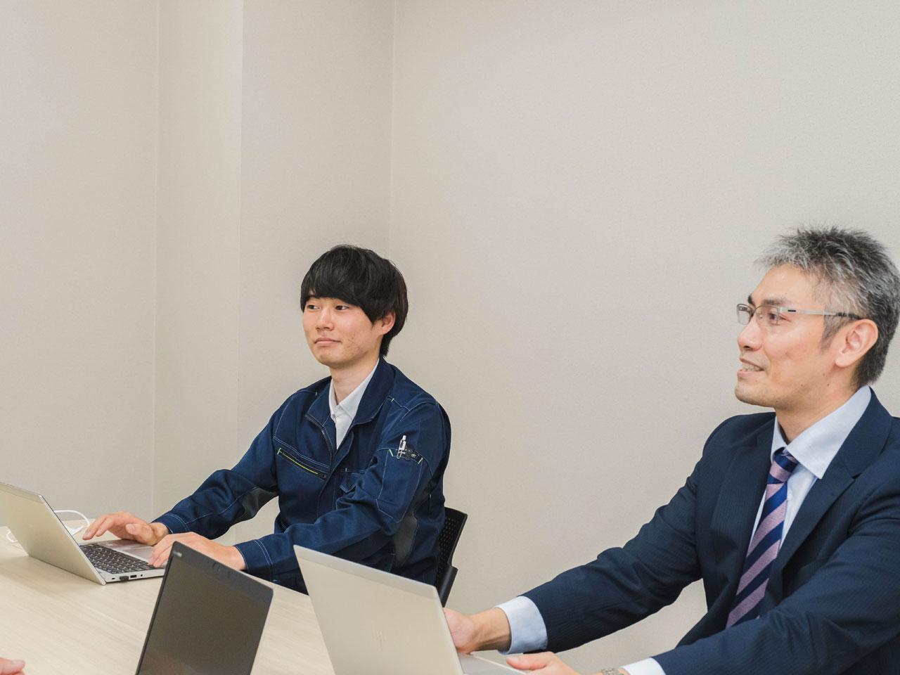 同社は、持続可能な事業を運営していく上で不可欠の情報セキュリティの強化や、RPAや業務システムの導入・刷新等によって社員の生産性向上を進めるための社内SEを求めている。