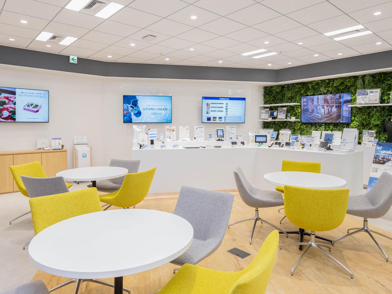 同社はシステム開発や物流の関連会社や、海外拠点を含めたグローバルネットワークを駆使しながら、2,000社を超える国内外のメーカーと取引を行う。