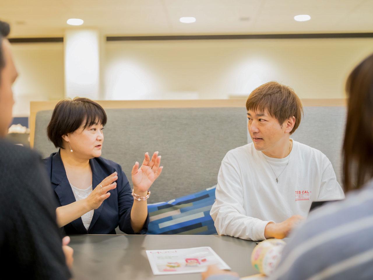 ユー・エス・ジェイを創り上げるのは、クルーである従業員ひとりひとりの行動です。クルーそれぞれが最大限の能力を発揮し、個人として成長することが、組織や会社の成長に繋がります。