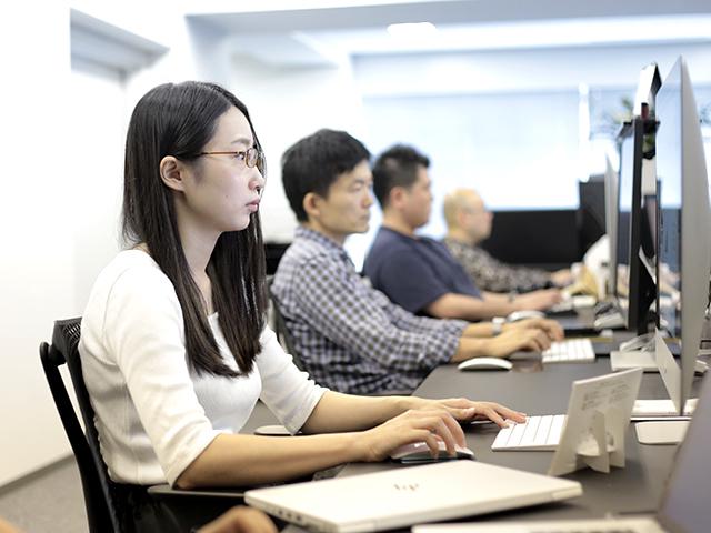 Webデザイナー / 自社ECサイト運営・デザインから販促物、新規事業デザインまで手掛ける、IN HOUSE DESIGNER