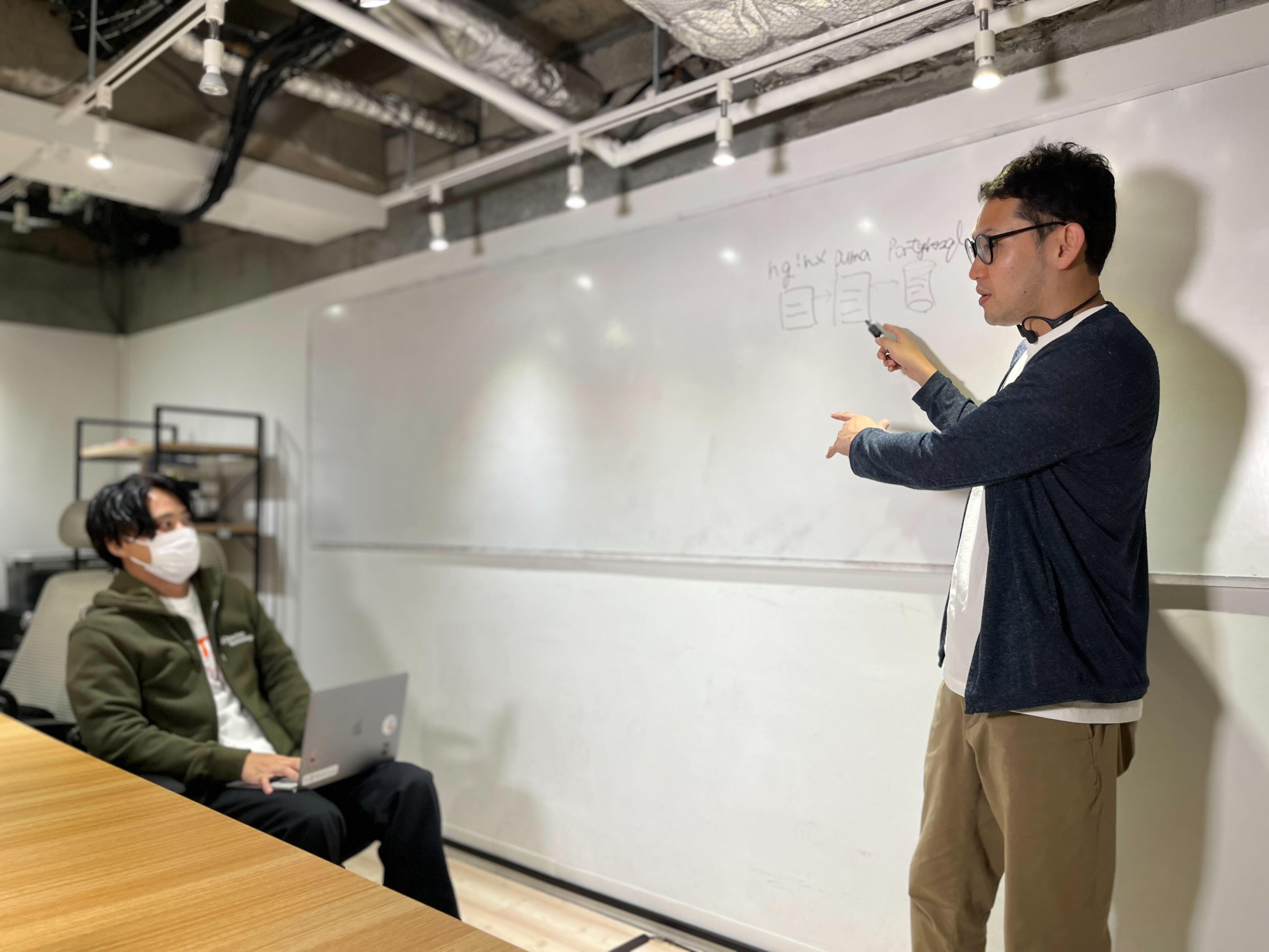 若手エンジニアの育成に携わりたい、事業を作っていきたいなどといった、「技術を極めたい」以外の指向性も歓迎される。