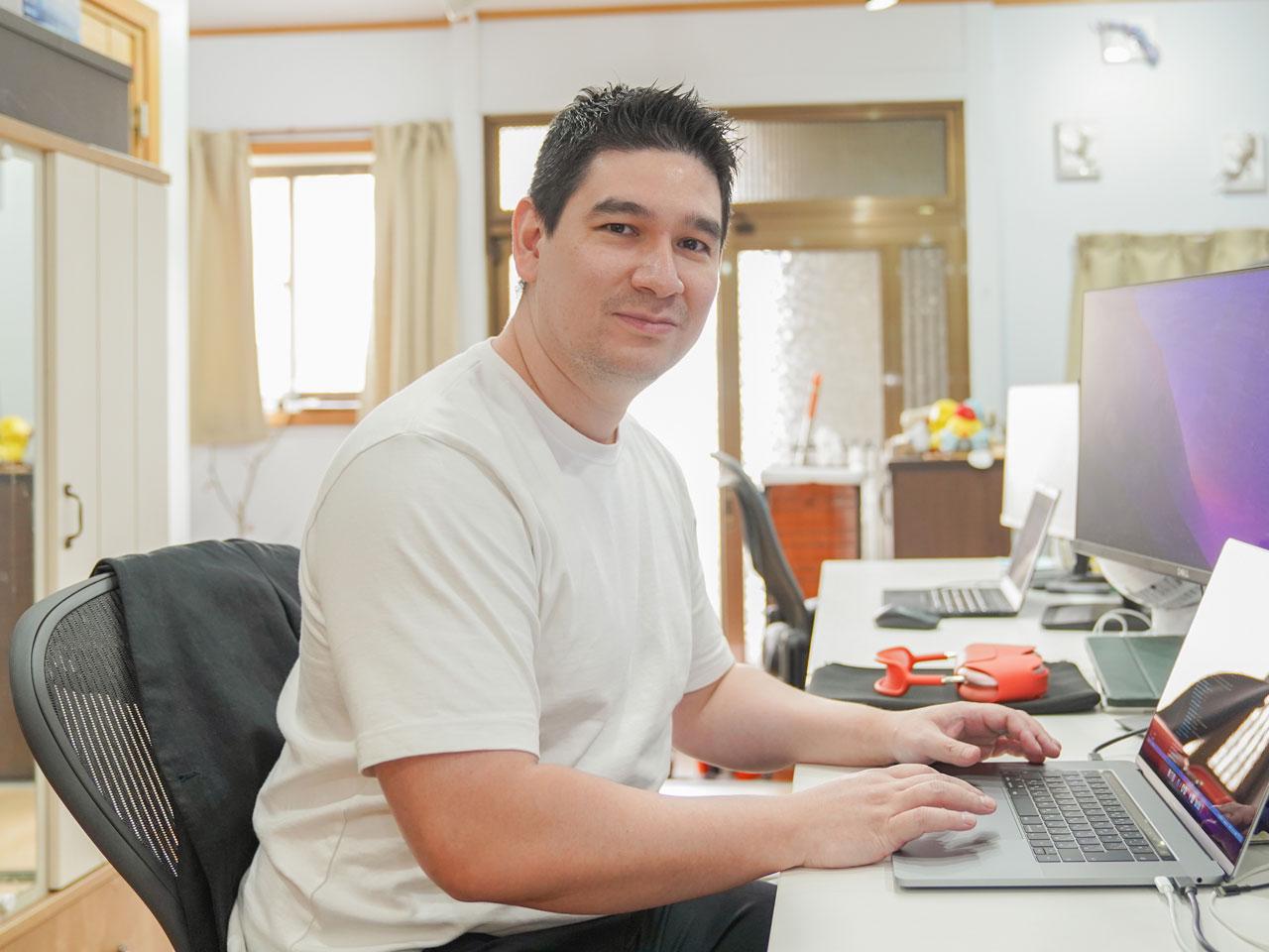 創業以来、残業や休日出勤を禁止し、有給休暇完全消化、産休育休フル取得を達成していることも自慢の一つだ。