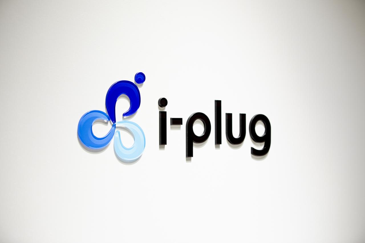 株式会社i-plug 求人画像1