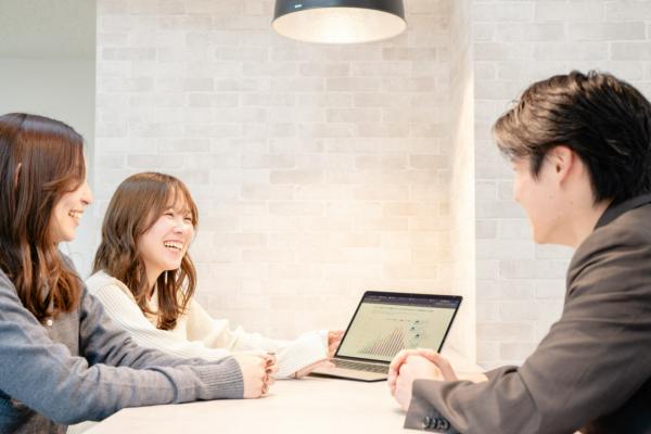 募集している求人：CRMマーケティング【19,000社以上の企業と24万人以上の学生が利用する就活プラットフォーム｜リモート可】