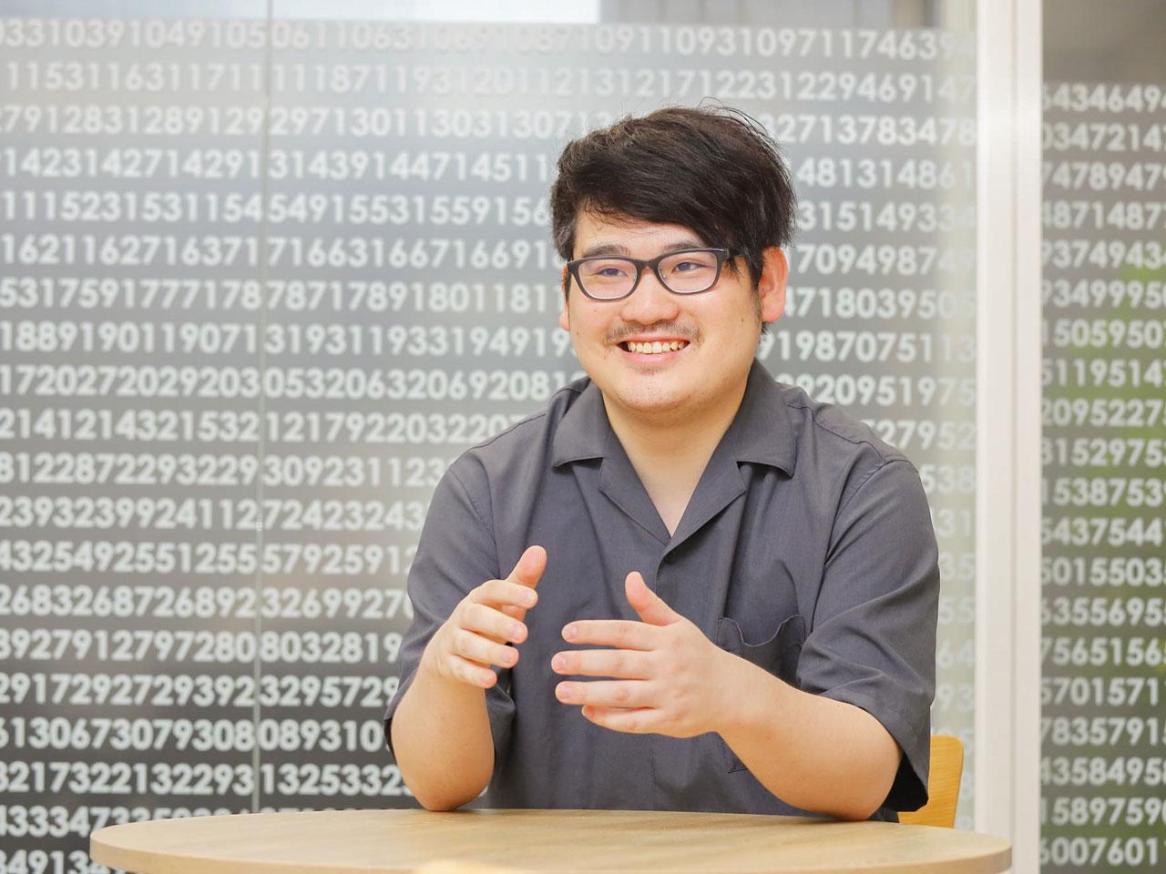 サービス内容は、大きく『AIZE』とSIに分かれる。