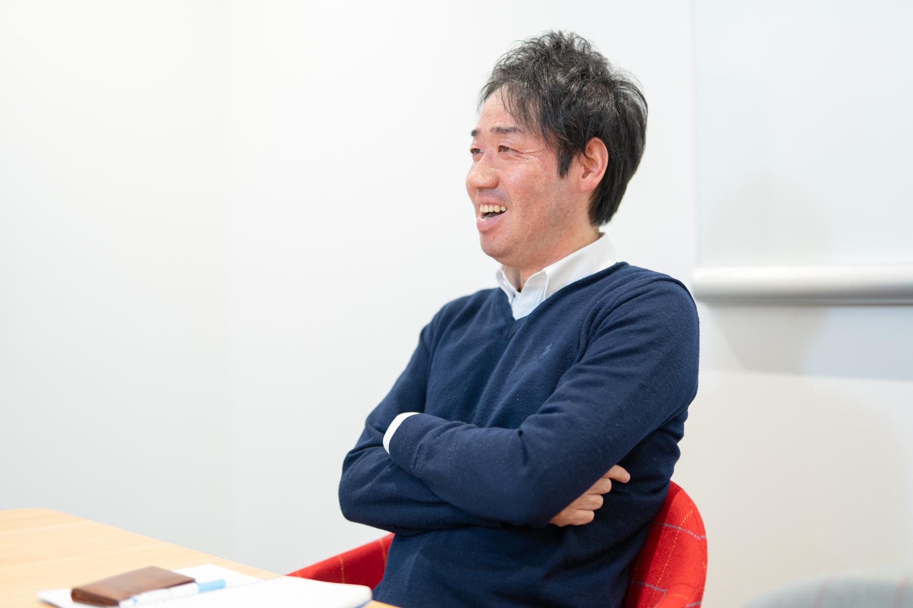 ◆メンバーから聞いた佐武社長ってこんな人！

・もともとSEで、社長という役職の壁を感じさせない、メンバーでも気軽に話しやすい人

・いつもメンバーを気にかけてくれる、言葉だけでなく行動でも教えてくれる熱い人

・メンバーの成長の為に良いところも、直した方がいいところも正直に話してくれる人

・アクティブに社員との部活や飲み会などのイベントに参加をしてくれて距離も近い人