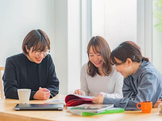 『通販型広告』と呼ぶ独自のマーケティング・オートメーション・システムを強みに、コロナ禍でも取引先を増やし、事業を拡大中だ。