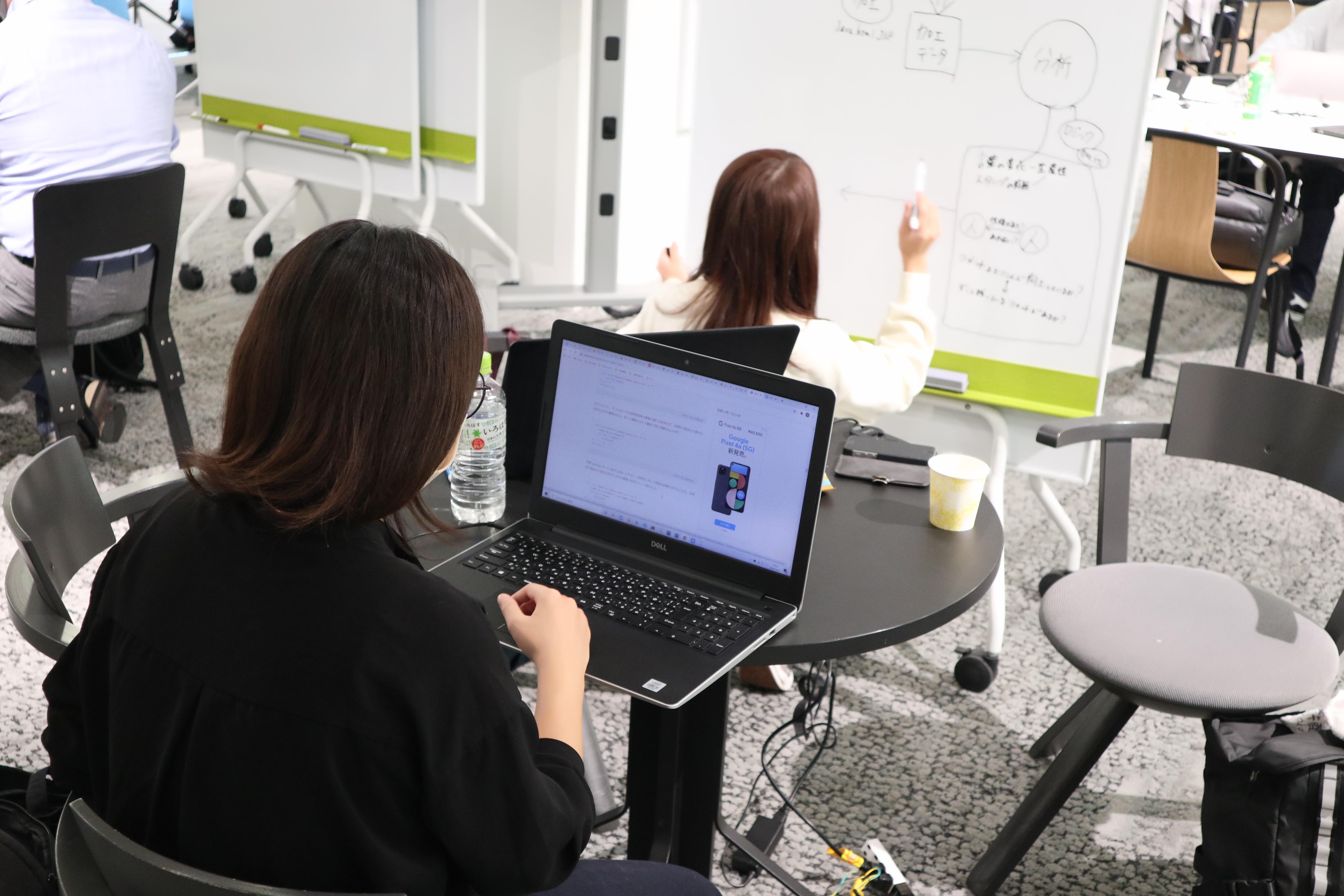 様々な拠点を構えることで、高い生産性を実現することが可能です。