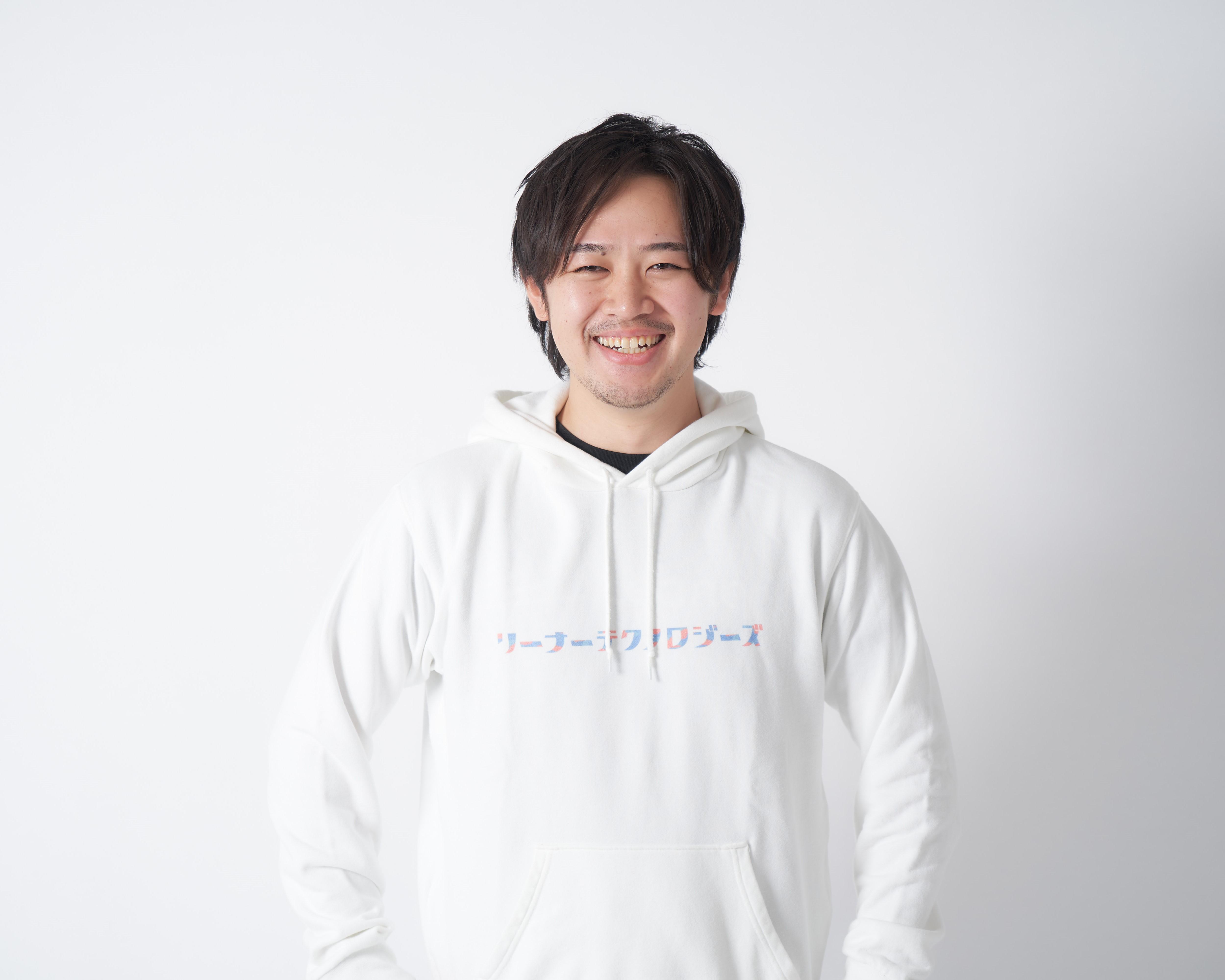 大平裕介
慶應義塾大学卒業後、2016年に新卒でA.T. カーニーに入社。主にコスト改革、事業戦略策定などに従事し、2018年に当時最速でアソシエイトに就任。コンサルタント時代の経験から、企業が非連続的な成長を遂げるためにはテクノロジーの力で企業のコスト管理機能を抜本的に変革する必要があると感じ、起業を決意。2019年2月、株式会社Leaner Technologiesを創業。