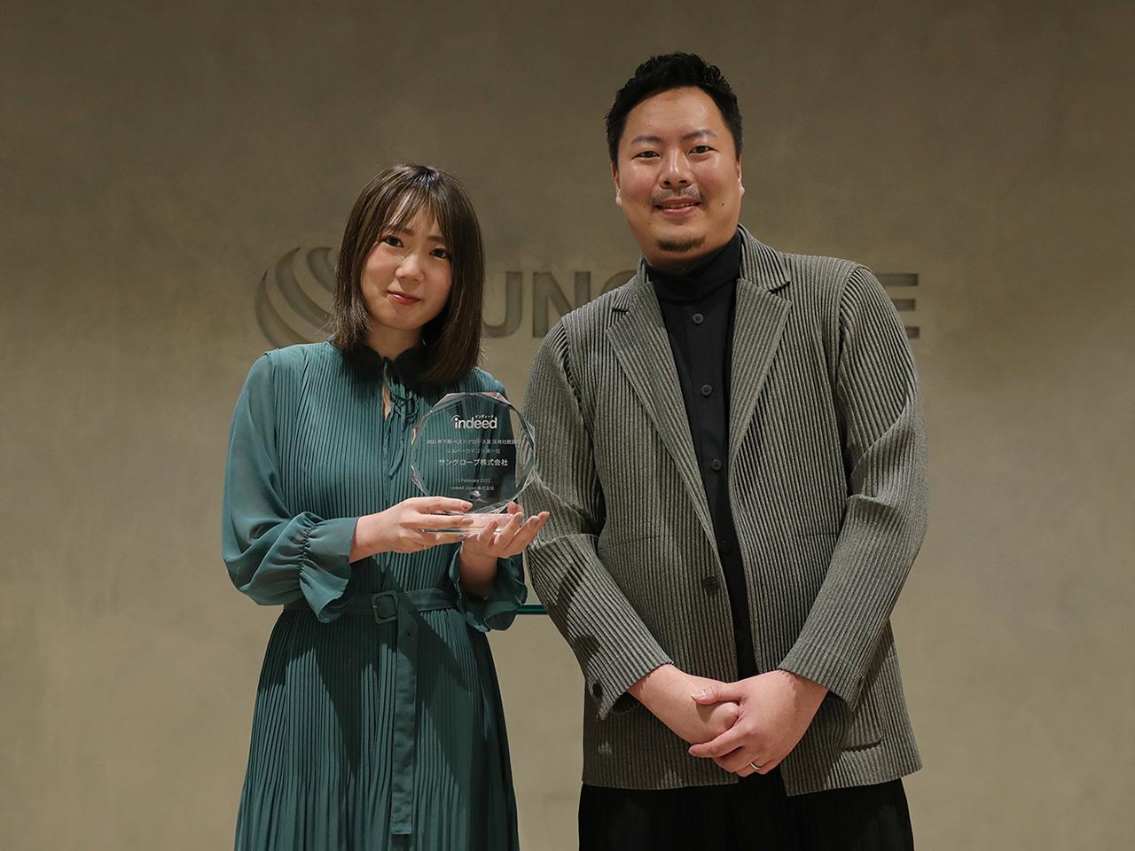 採用サービス「イツザイ」は多くのクライアントから高い評価を獲得し、過去最速の期間でIndeedパートナーランク昇格を実現した。