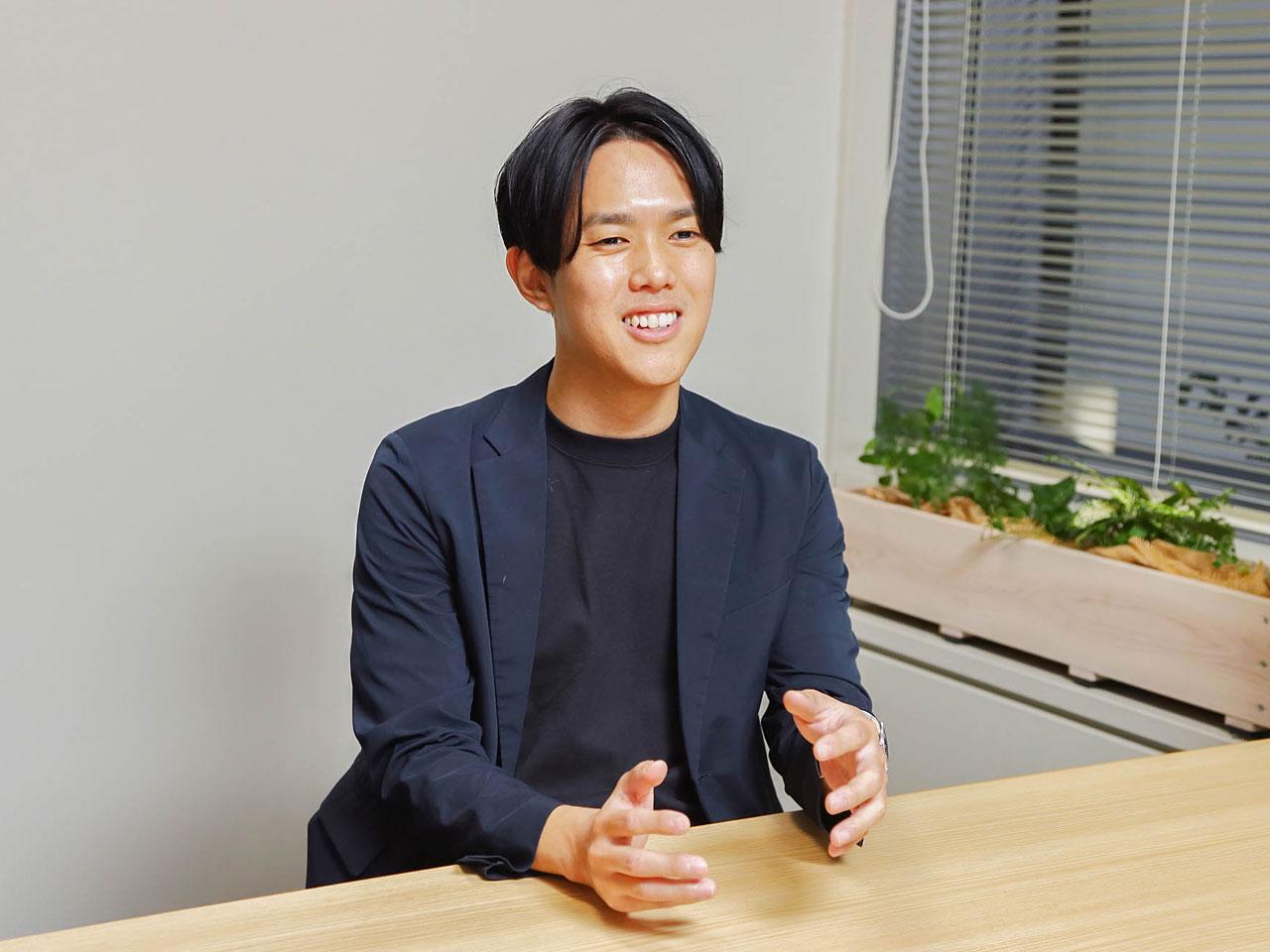 フリーコンサルタント向けプロジェクト案件紹介サービス『フリーコンサルBiz』や、コンサルタントと気軽にWebミーティングができるスポットコンサルサービス『コンパスシェア』も展開している。