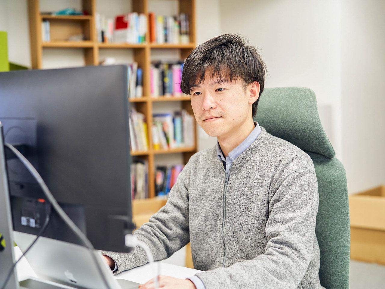 量子アルゴリズムの専門知識がなくても量子化学計算を簡単に実行できるクラウドサービス『Qamuy（カムイ）』を開発。