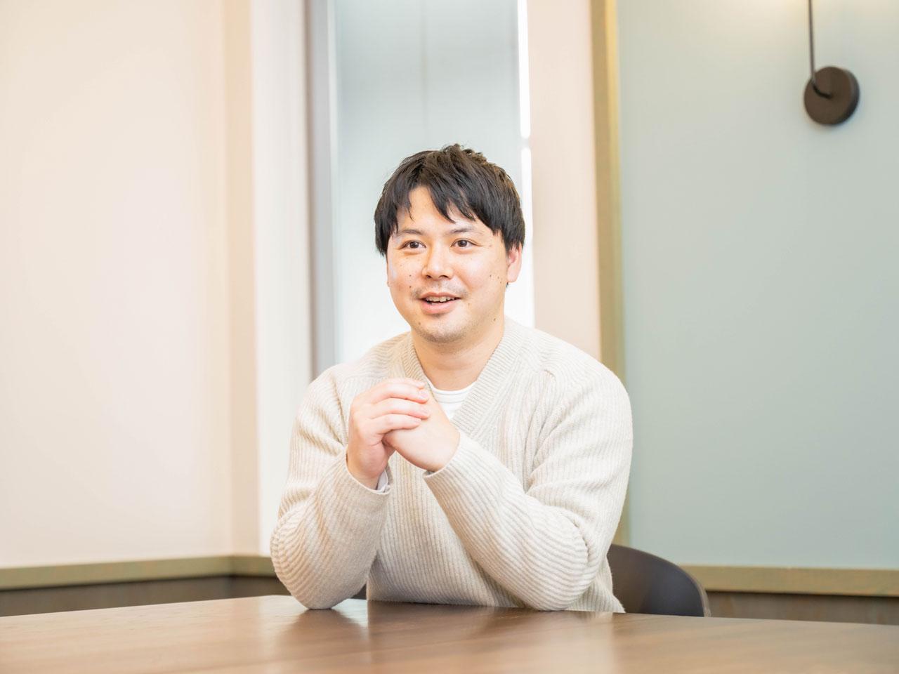 同社は個人情報を渡さずに生成できるパーソナライズド動画サービス『livepass Catch』、紙のハガキや郵送物をデジタル化する『DXハガキ』等、取得済みの特許技術を活かした次世代版の配信システムを提供し、企業の情報伝達のデジタルシフトを促進。