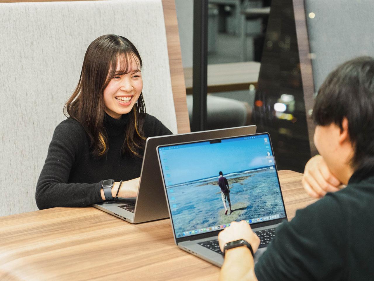 認知から新規ユーザー獲得、リターゲティングやリテンションといった“フルファネル”の、そして全てのチャネルを対象にした“フルリーチ”の広告プラットフォームを実現する。