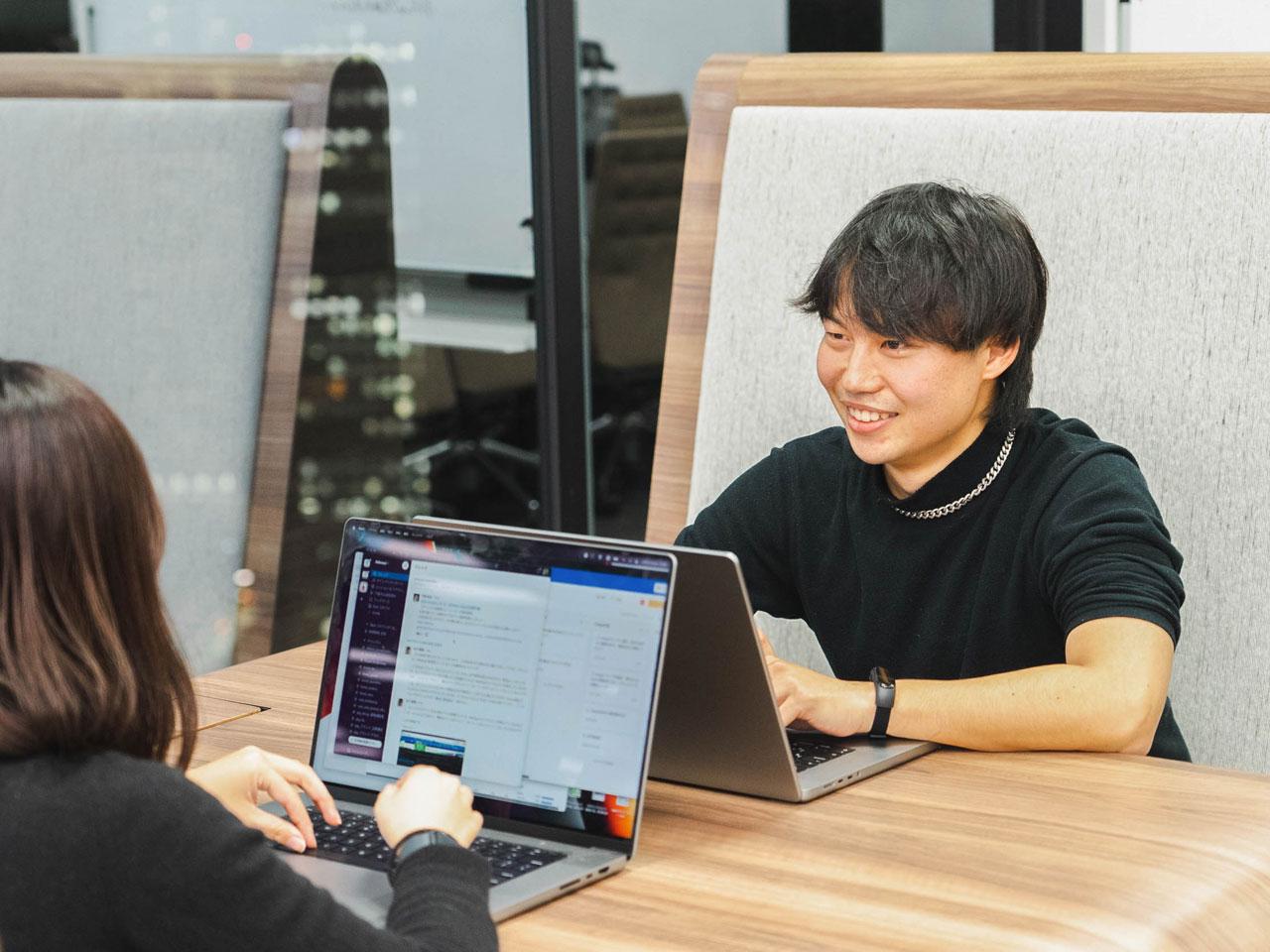 同社は、デジタルマーケティング領域における“指標”となることを目指し、誕生した全自動マーケティングプラットフォーム『UNICORN』を展開する。