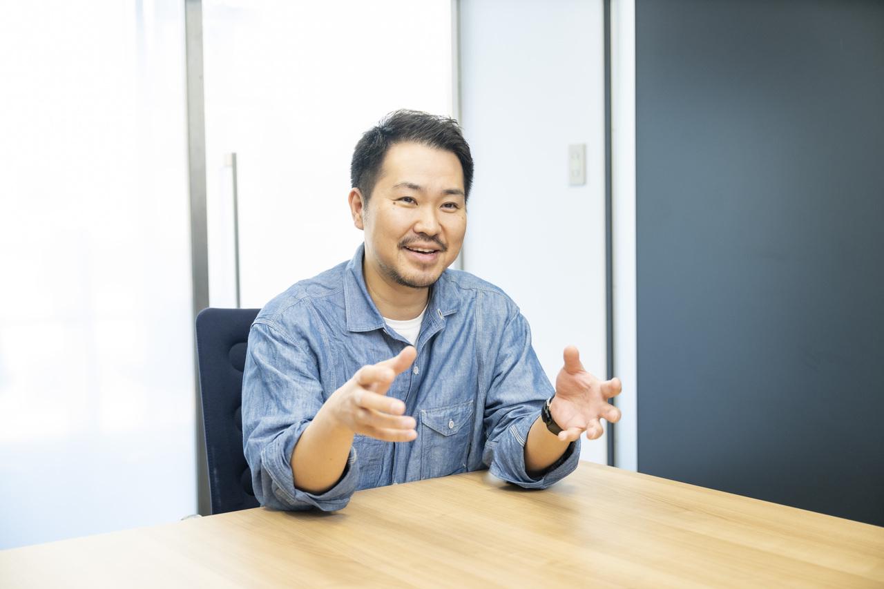 代表取締役社長 室生 忠仁