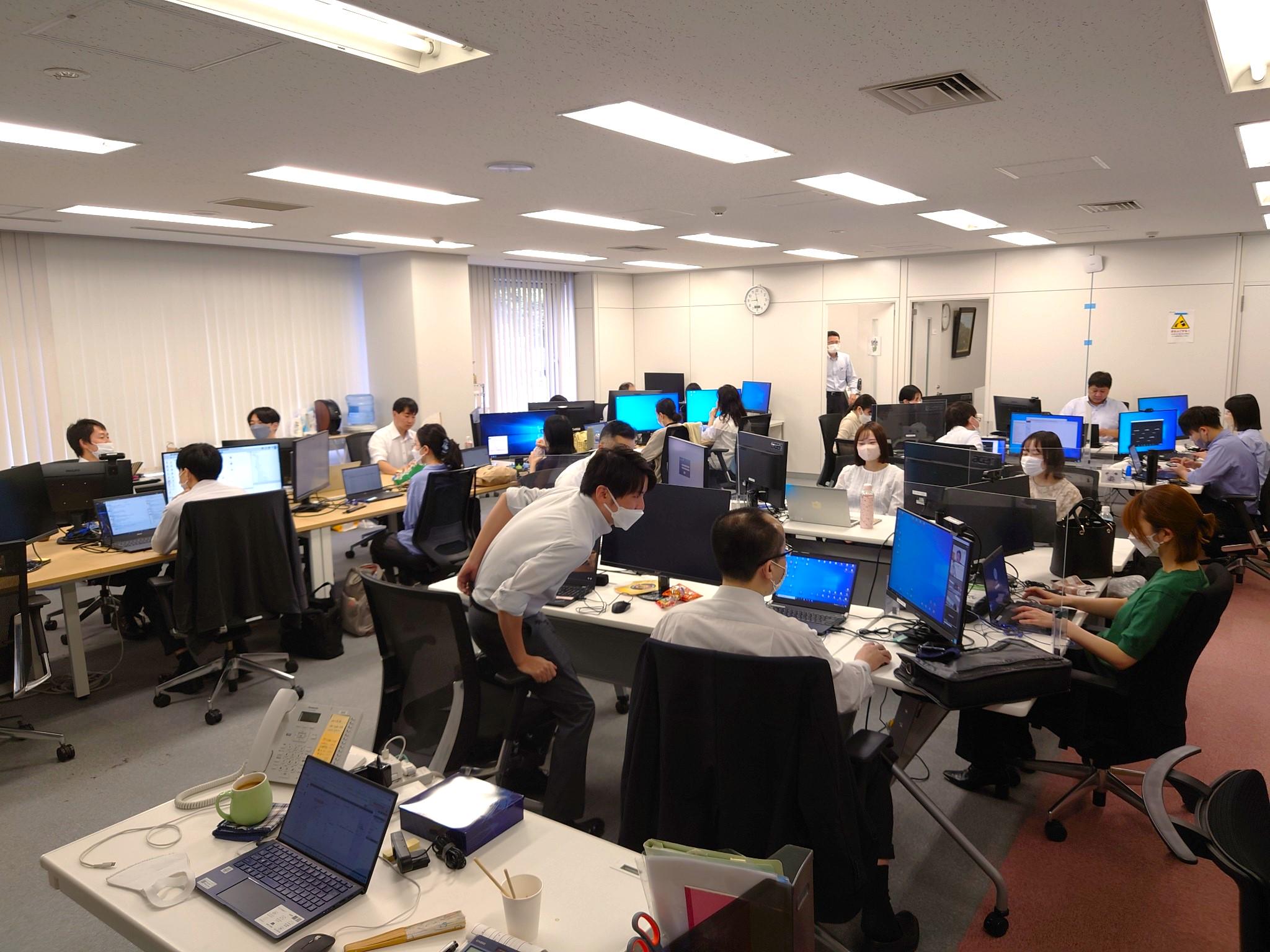 ローコード開発はほぼ社内作業