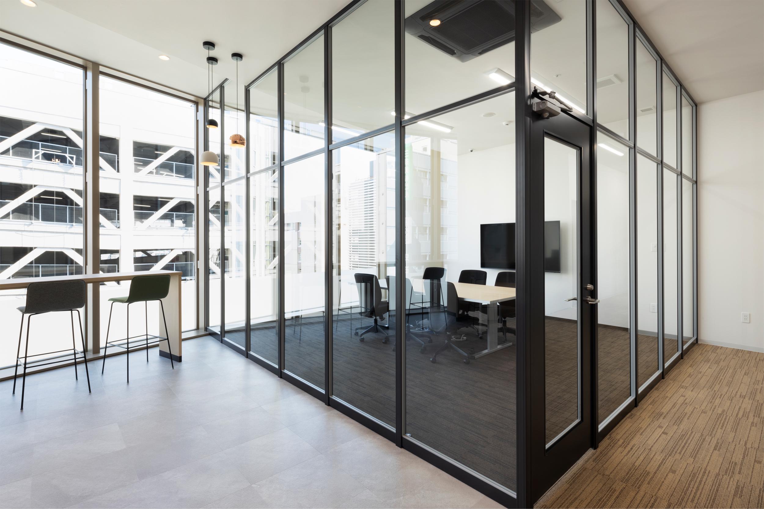 いつも大人気の会議室