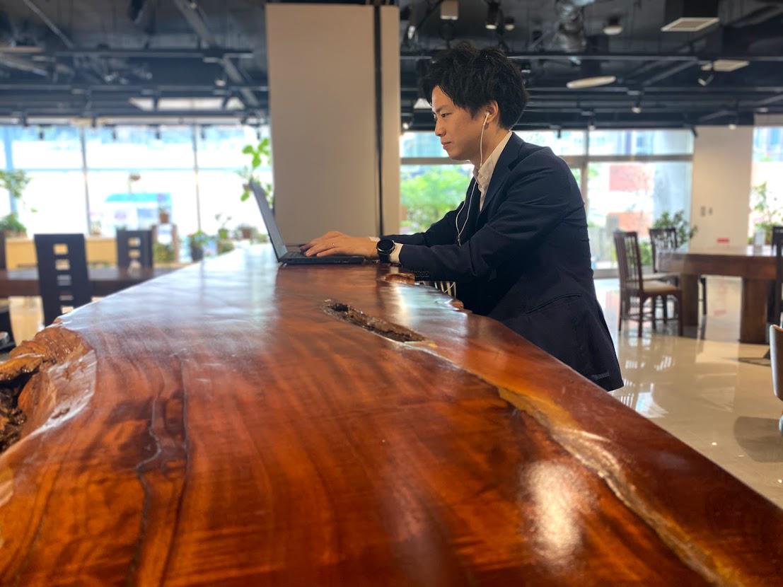 会社が力を入れて行きたい仕事×社員が希望する仕事がマッチした際、やりたい仕事にチャレンジさせてもらえるチャレンジポジション制度が設けられています。『自分のキャリアは自分で掴んで欲しい』という想いを込めた制度ですので、是非ご活用ください！