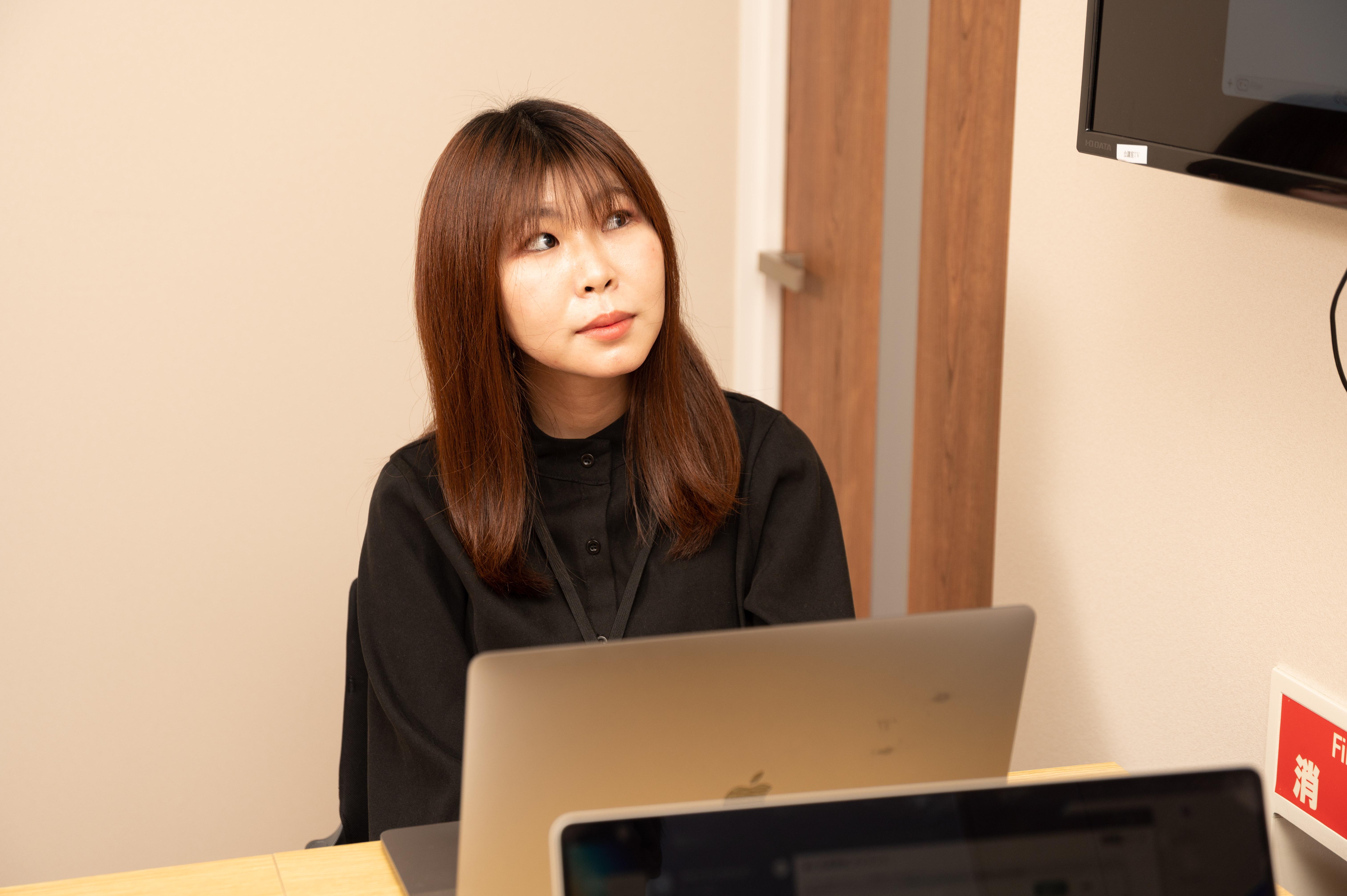 サービス開発の事例としては、会話形式アプリを簡単制作できる「Conversation Platform Service」がある。会話形式で進むアプリに特化したプラットフォームサービスだ。