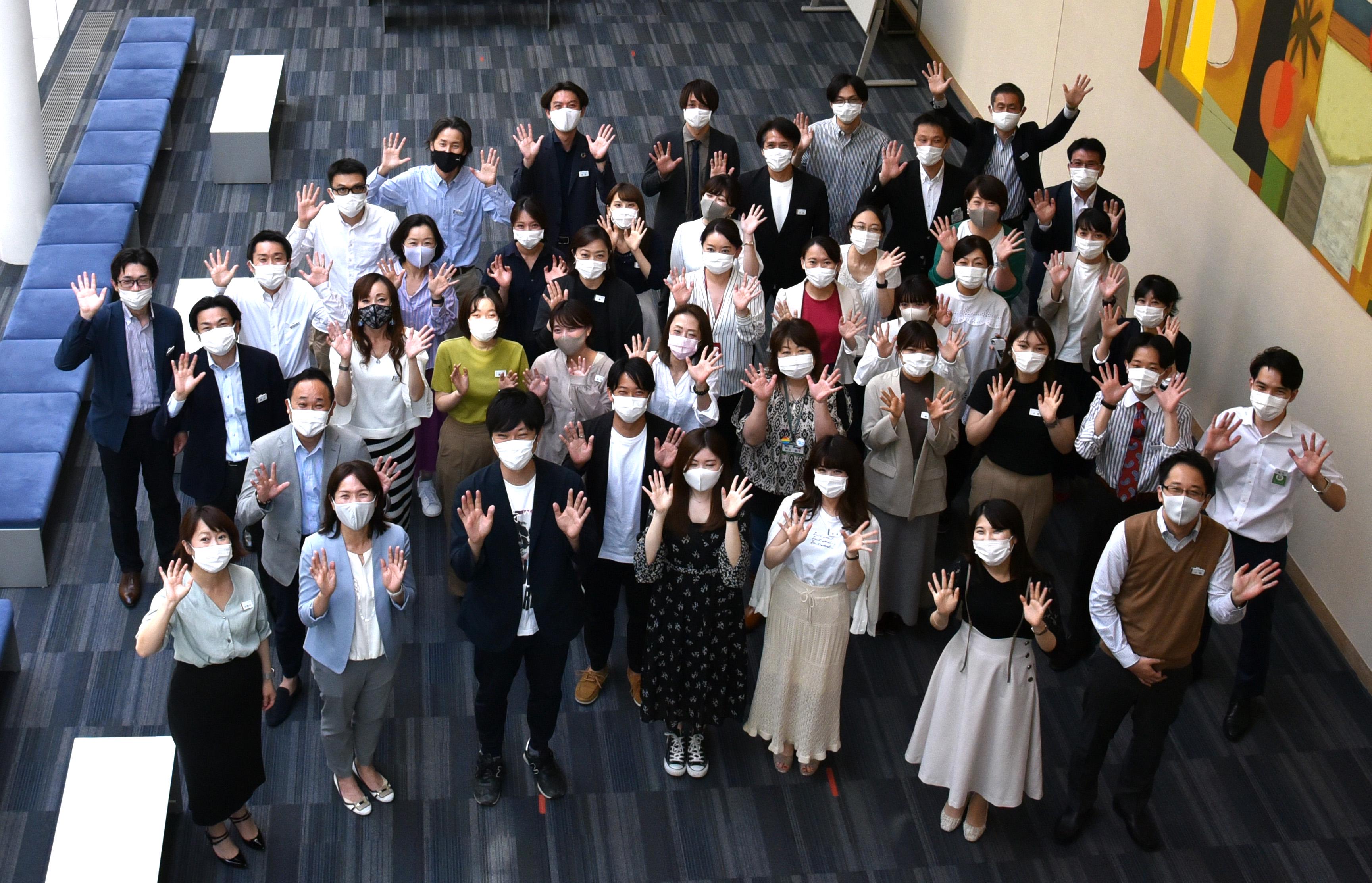 丸井グループを含む14のグループ会社があり、各社共通の働き方や人事制度が整っていることが丸井グループの大きな特徴です。