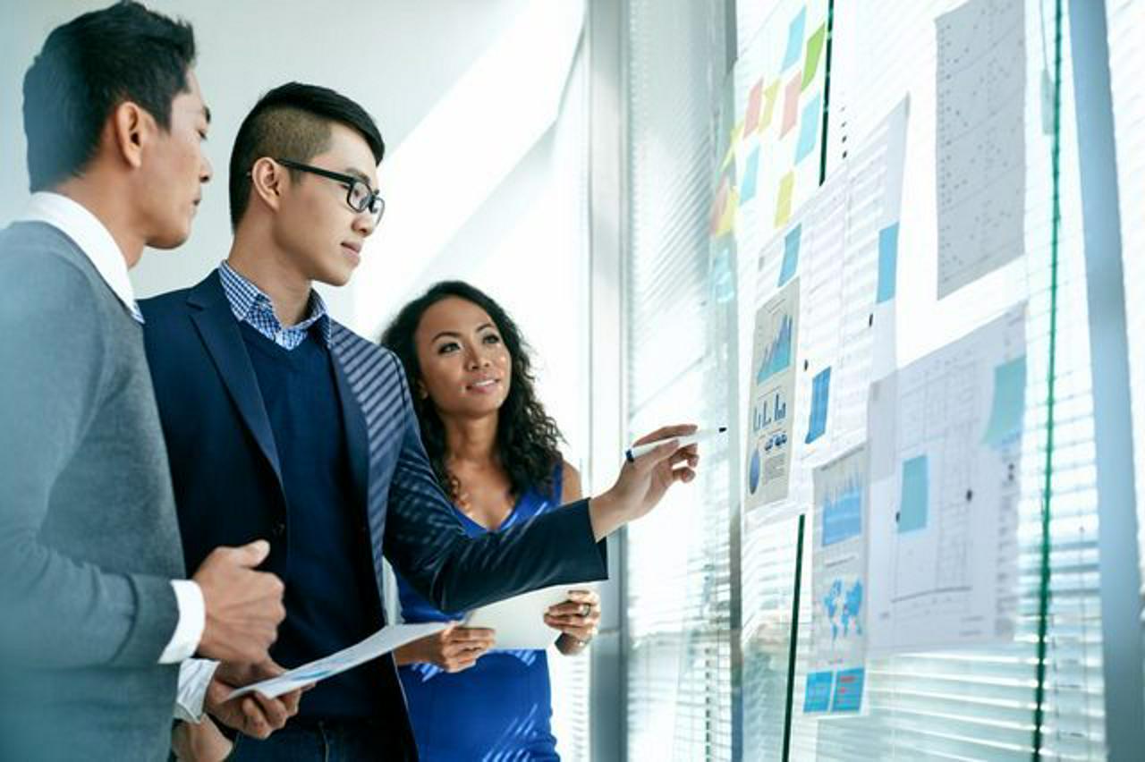 アバナード株式会社 求人画像1