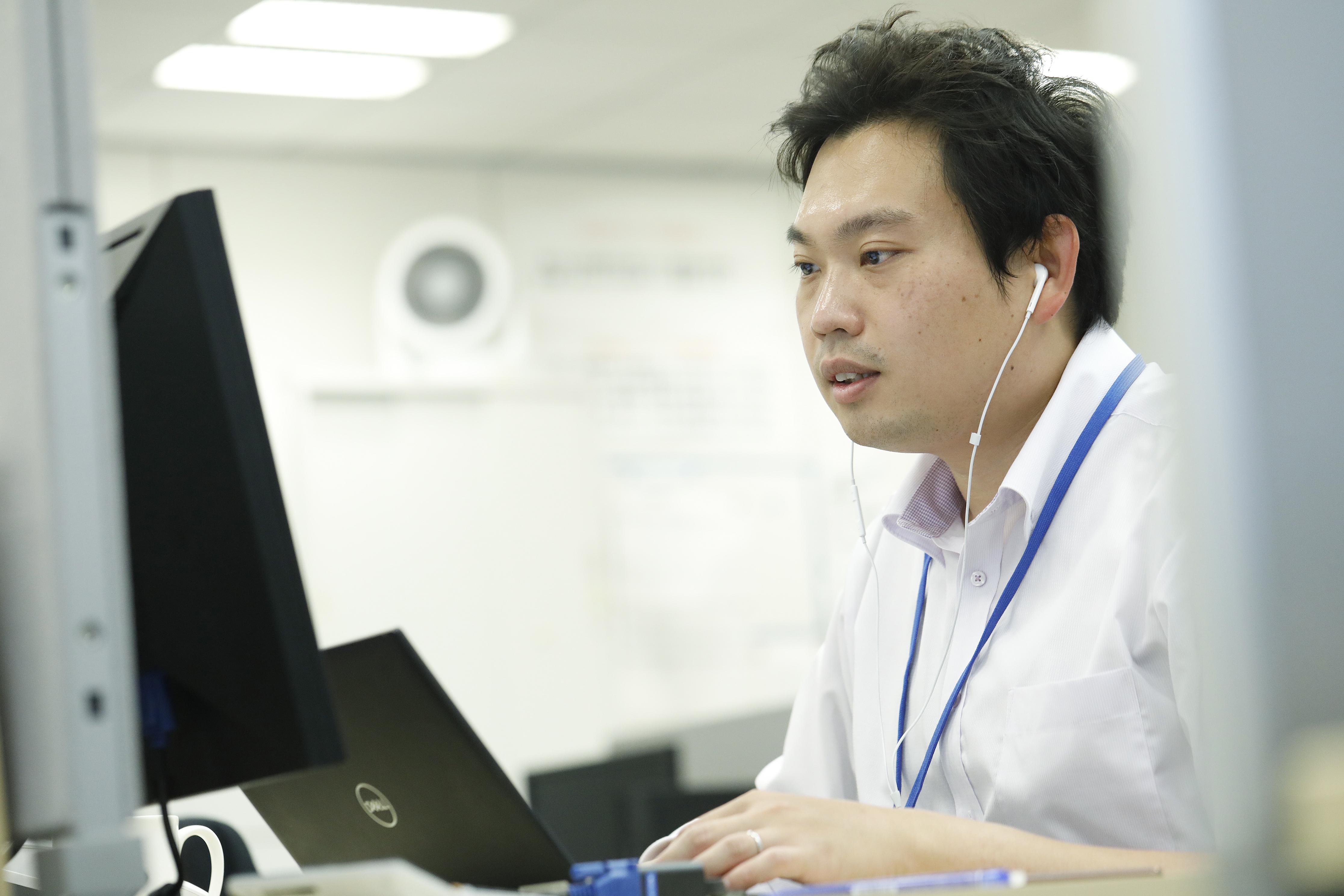 残業時間は月平均30時間以内で、休みもしっかり取れる働きやすい環境！