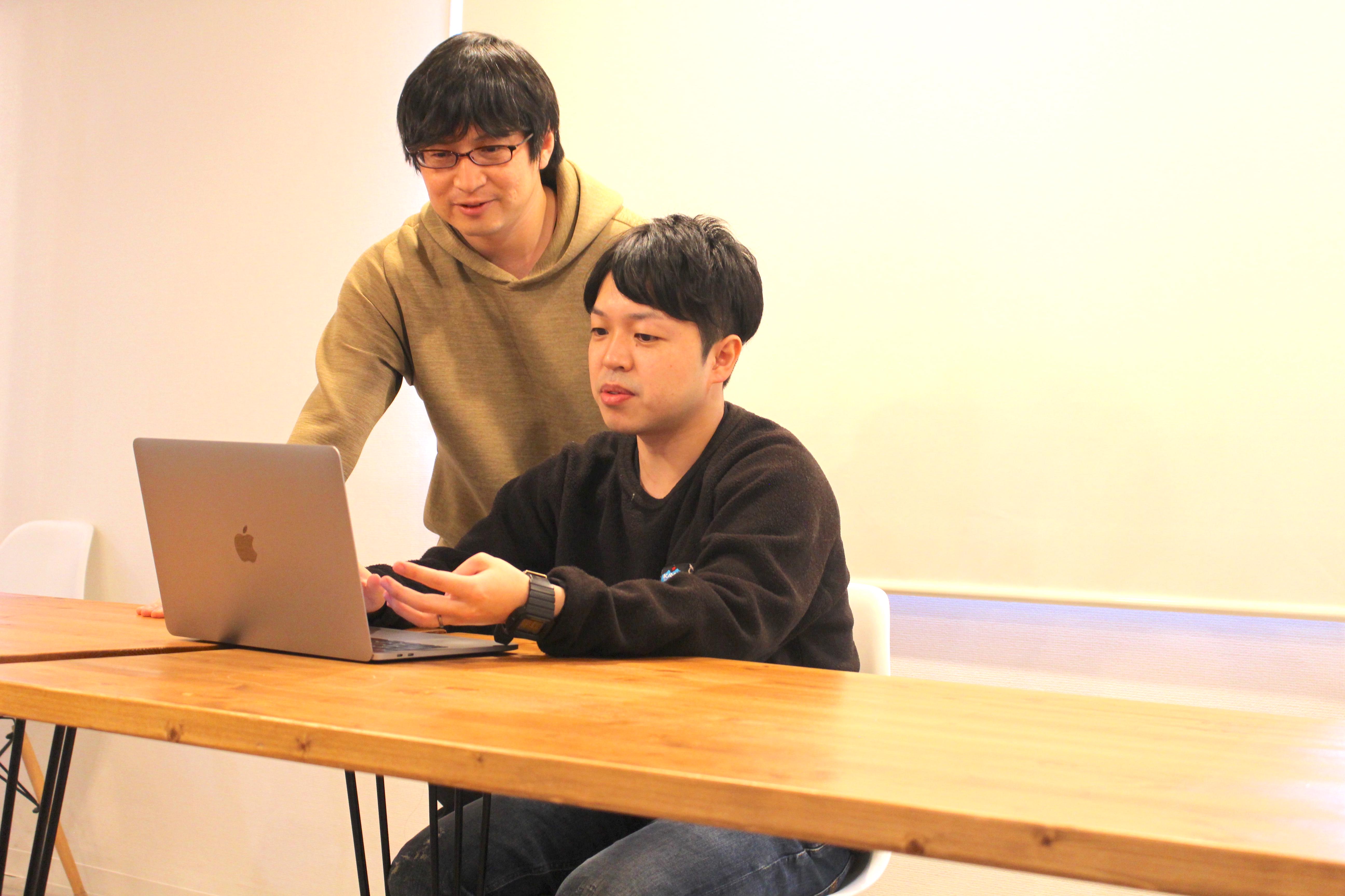 ビジネスの課題解決をチームで思考し、ソリューションを提供する