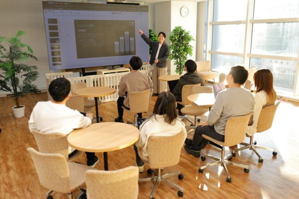 募集している求人：バックエンドエンジニア【基本リモート｜世界初の携帯電話向けブラウザ開発企業｜働き方に裁量あり】