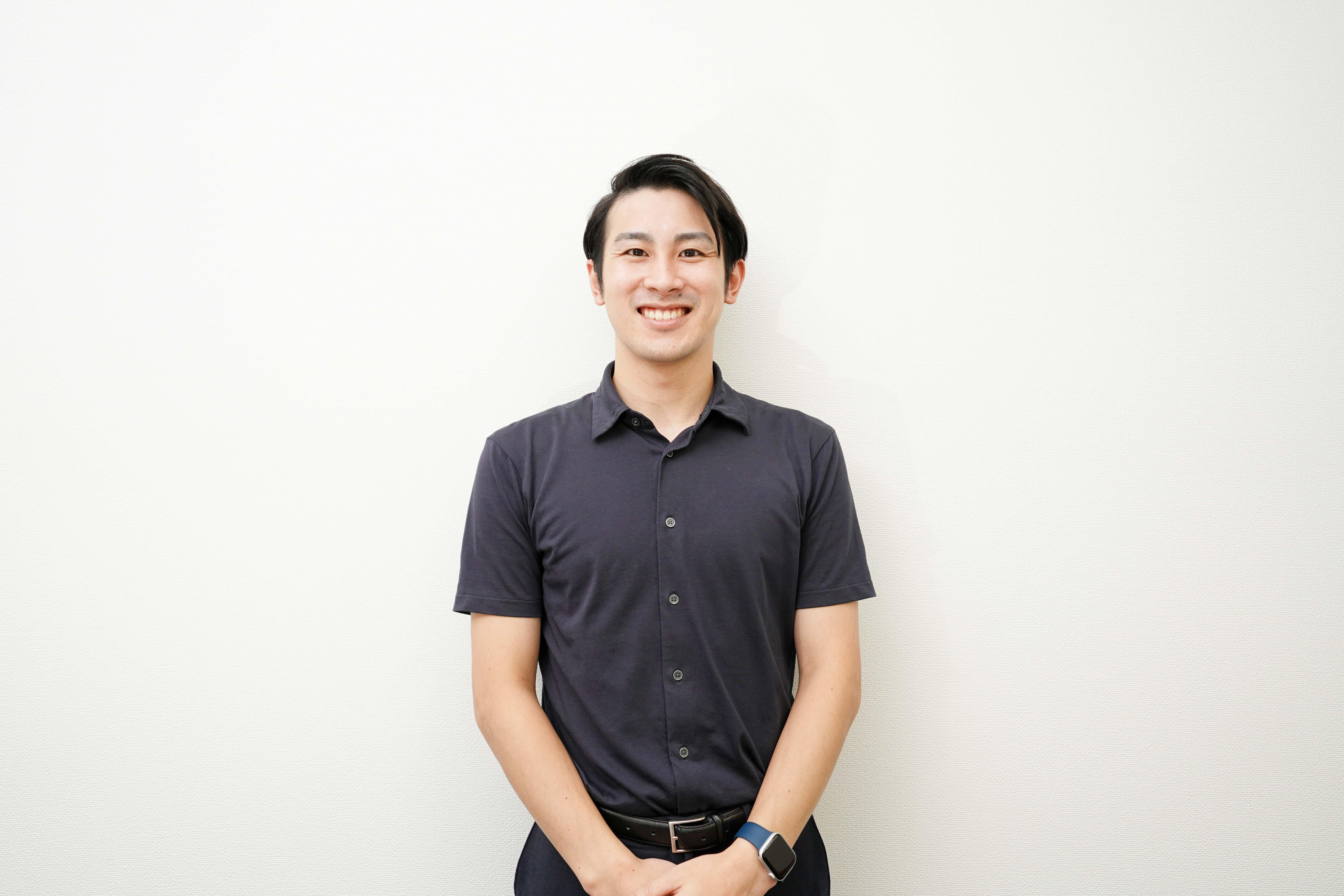 営業職が社員の7割を占め、ほとんどのメンバーが業界はもちろん営業職自体も未経験での入社です。ですが研修制度がしっかりと組まれているので心配することなく営業力を身につけることができます。