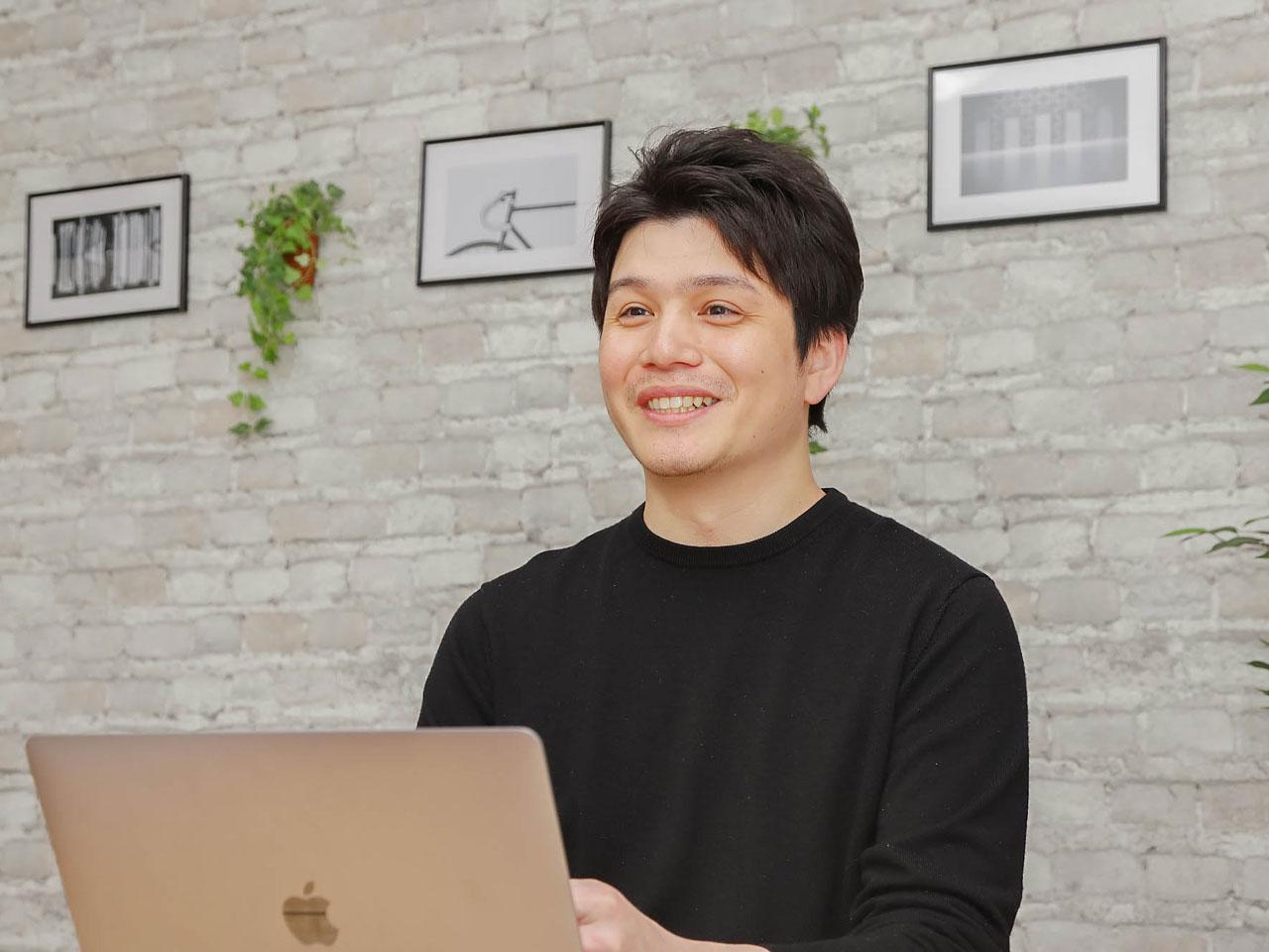 全員がエンジニア歴8年以上で、フロントエンド、バックエンドをこなせるフルスタックの上に、クラウド等のインフラもカバーできる“スーパーフルスタック”を目指している。