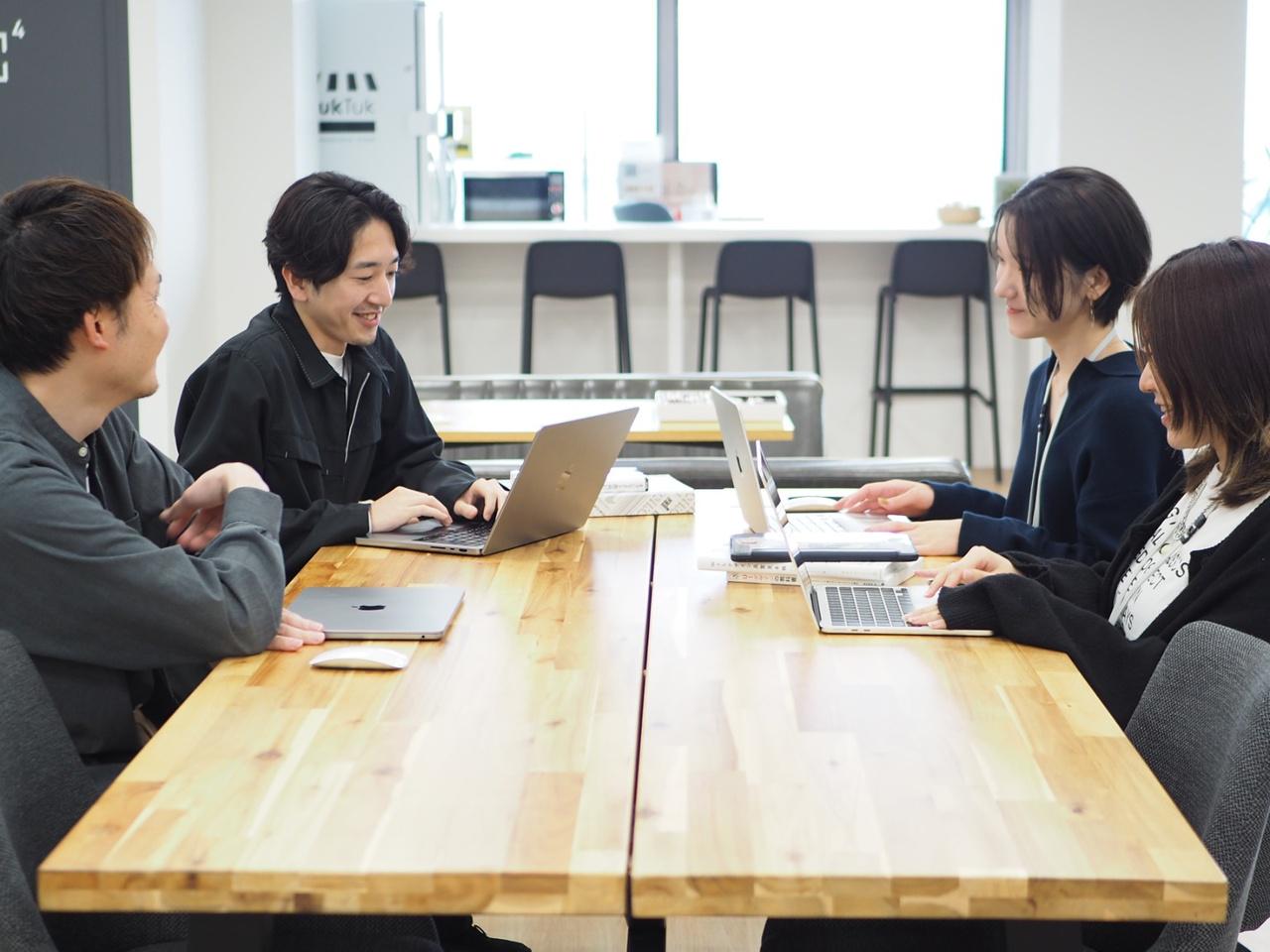 株式会社SEESAW 求人画像1