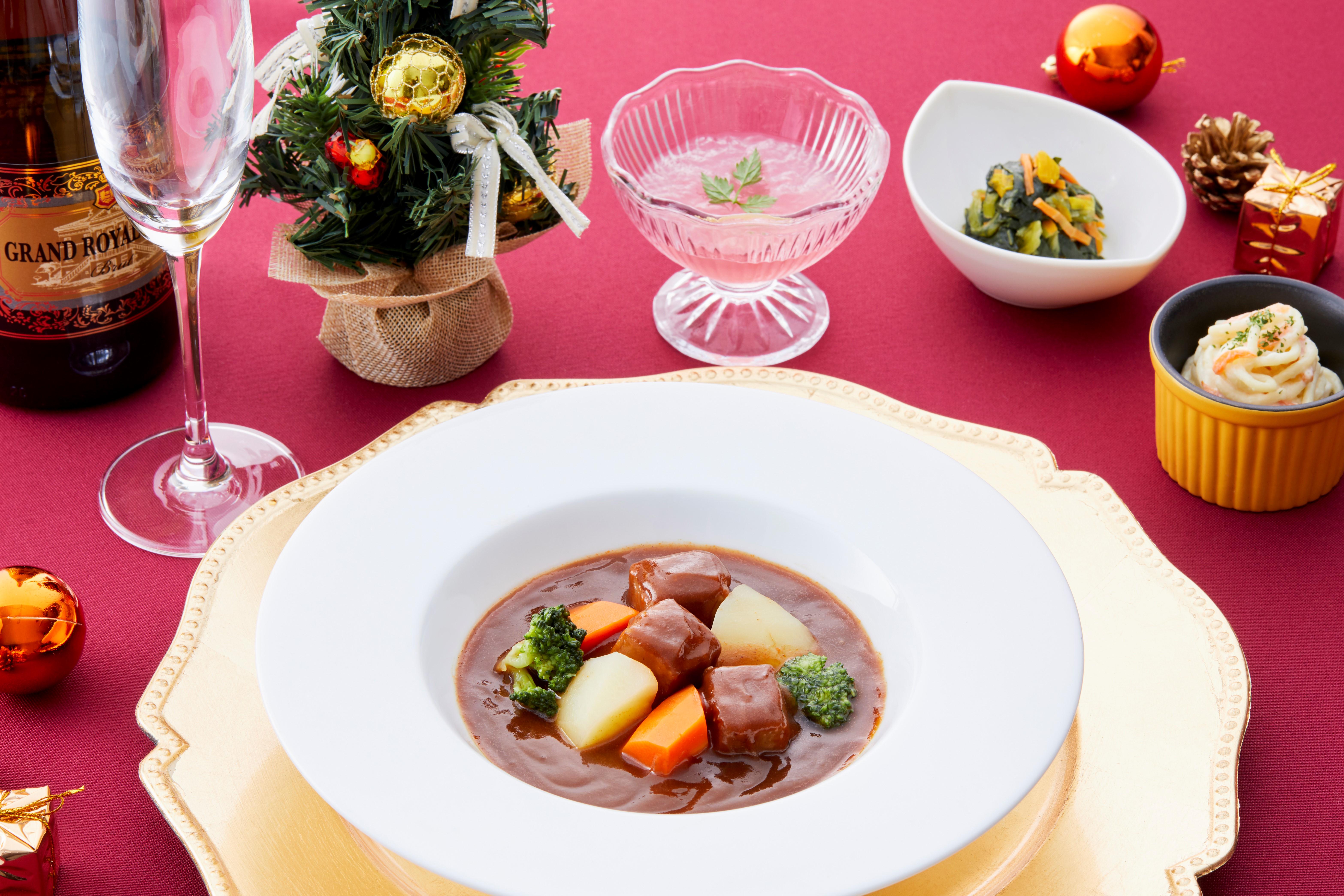 クリスマスの特別献立。
ビーフシチューです！お客様から大好評★わくわく感を楽しんでもらえるよう日々挑戦しています！