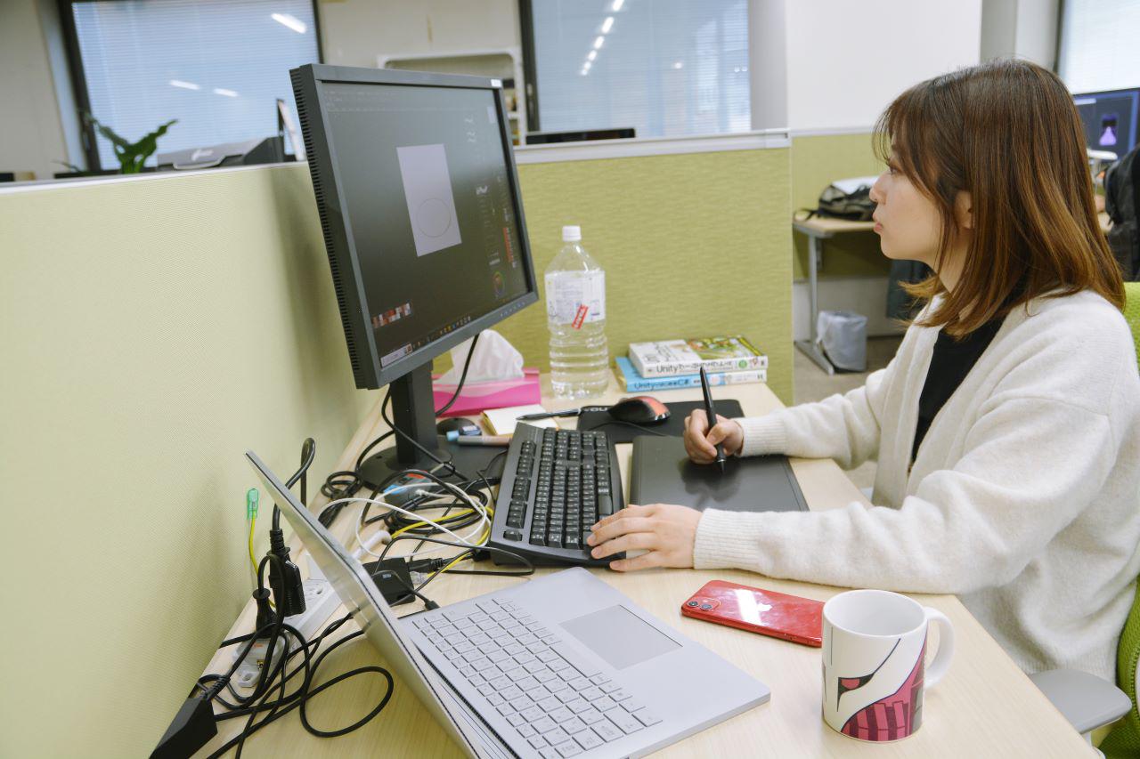 リモートワークに採用していますが、オフィスでも落ち着いた環境で仕事ができます