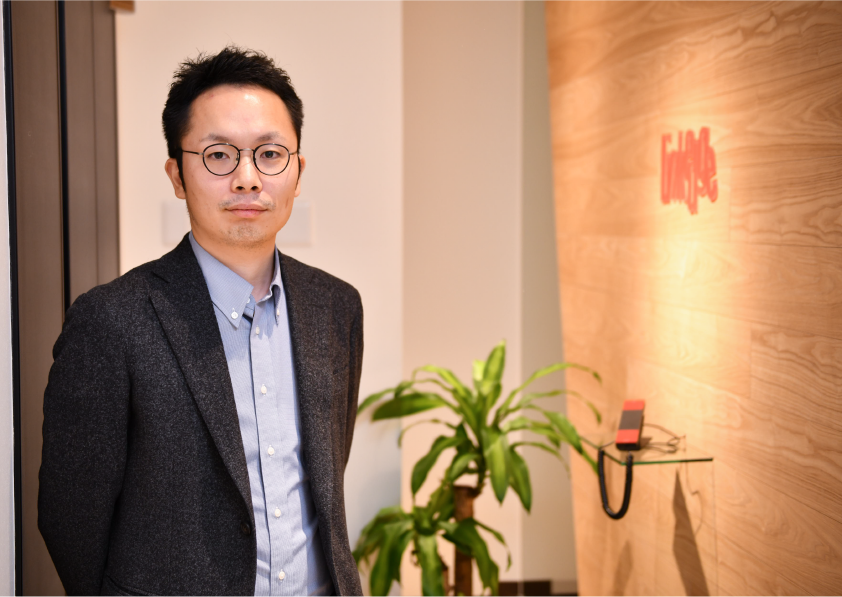 専務取締役　安田 敦
2008年より、ngi group株式会社（現ユナイテッド株式会社）にてネット広告営業に従事し、新卒2年目でチームマネージャーに就任。2011年、川合と株式会社L&E Groupを創業。