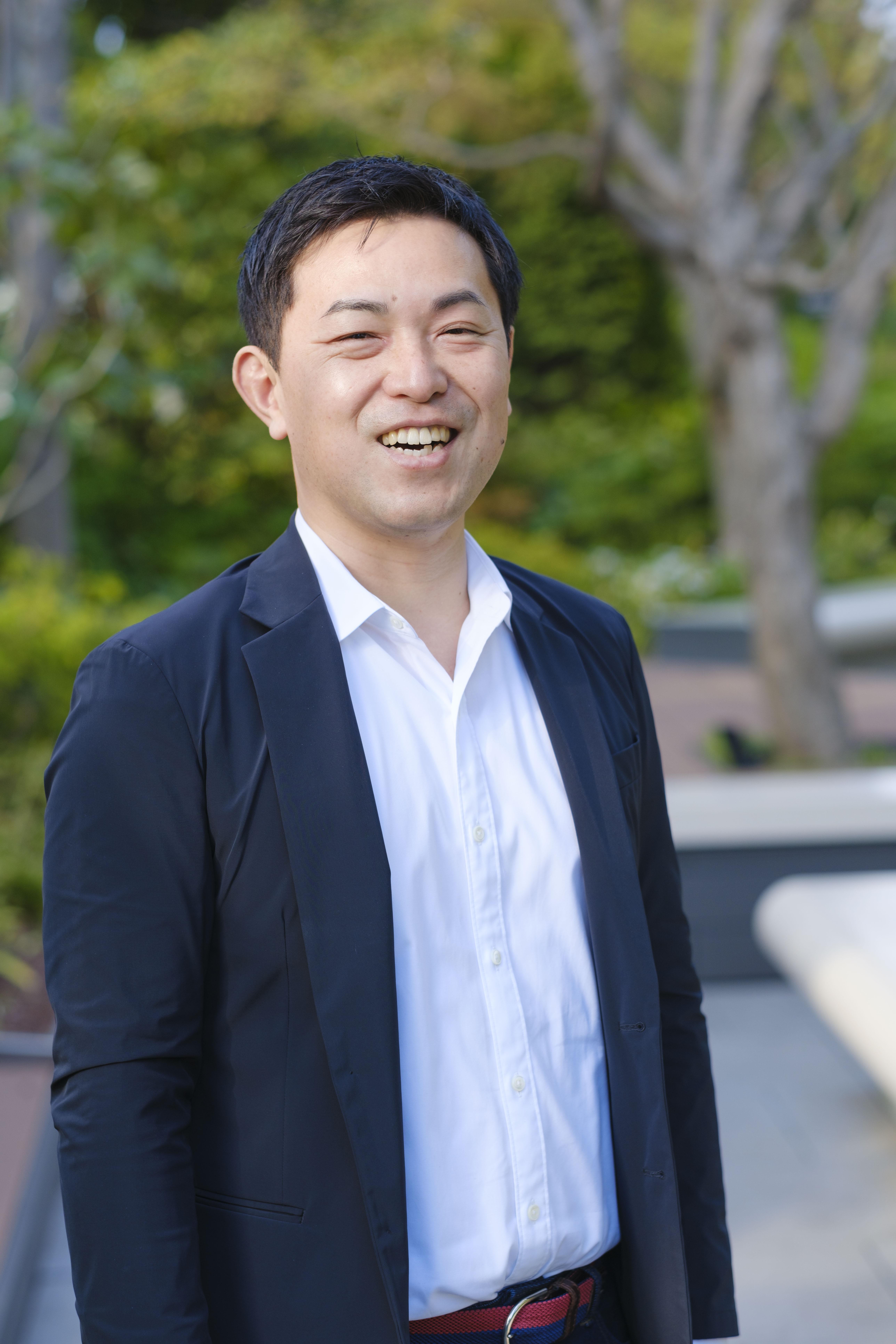 株式会社鶴メインアイコン