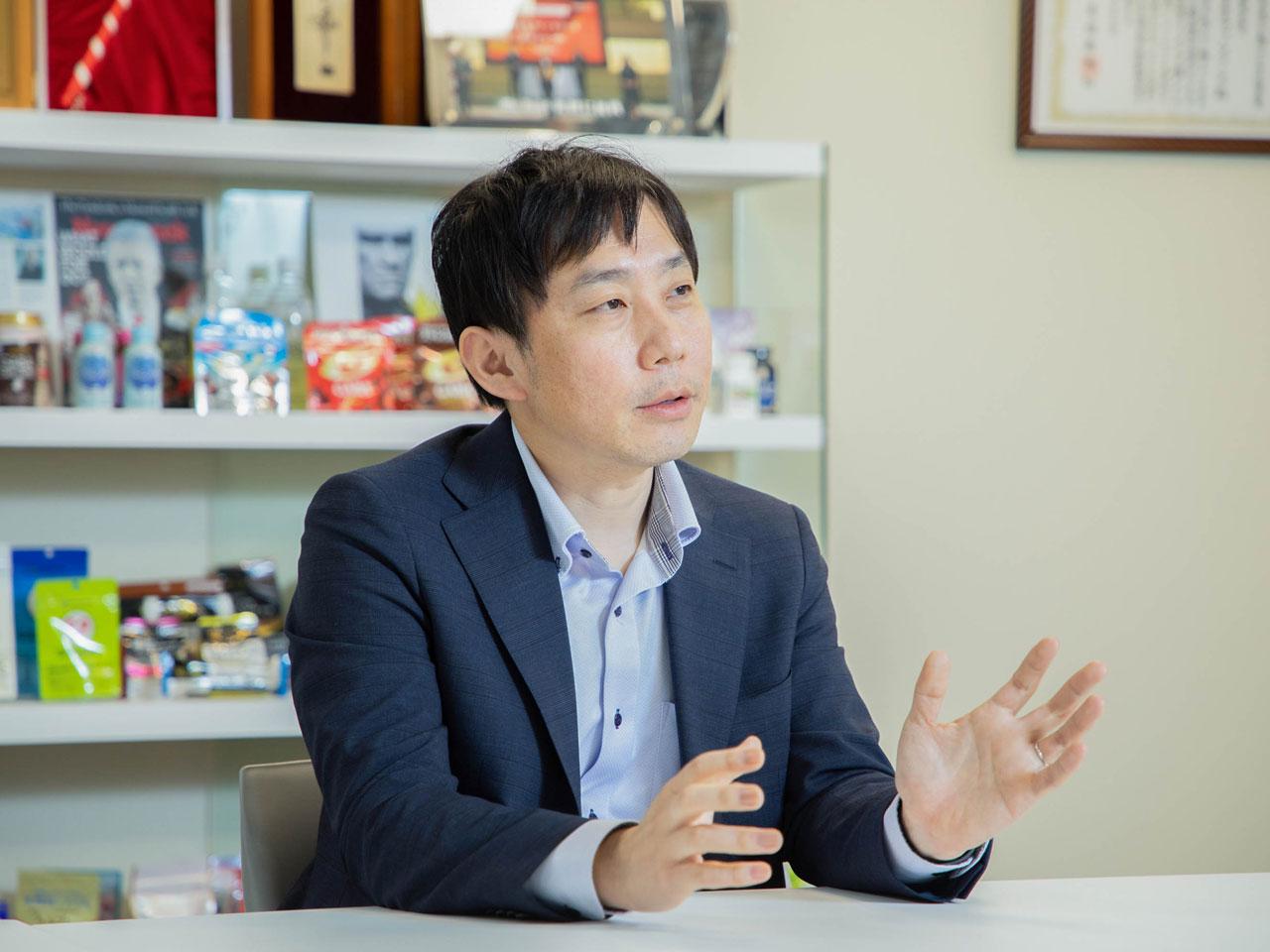 今後はファーマフーズブランドの確立とともにグローバル展開を本格化し、2026年までに売上1,000億円を目指す。