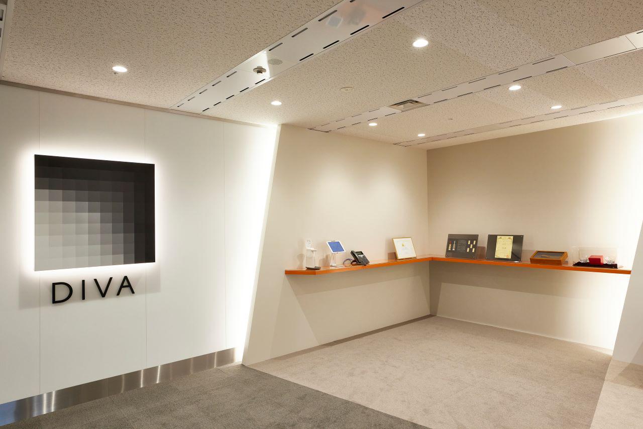 アウトソーシング部隊は「DivaSystem」を利用している企業を中心に、グループ会社を多く有する大手企業や、海外展開を積極的に手がける中堅企業も顧客に多い。