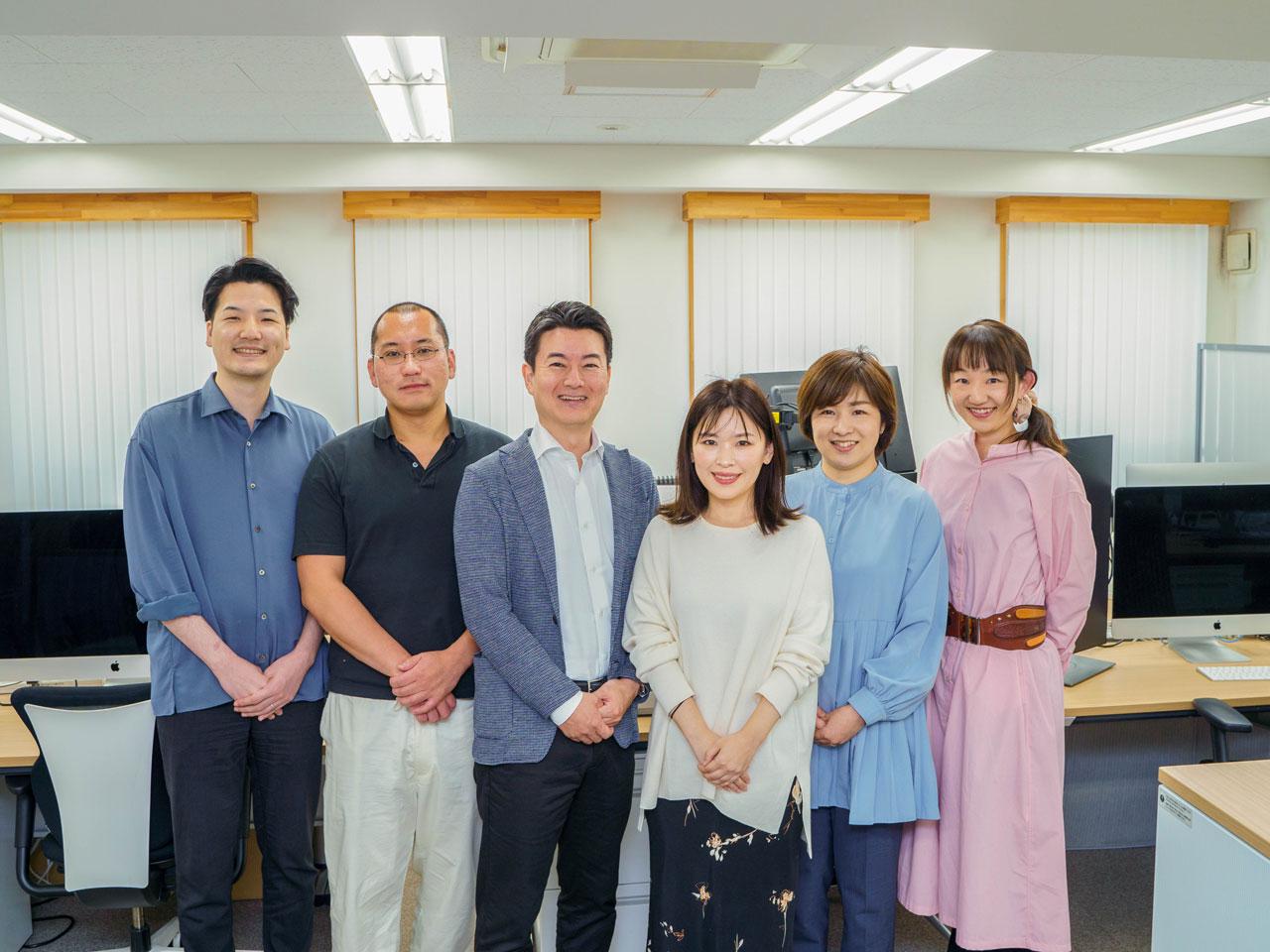 その結果、無駄なタスクや時間を最小限に抑え、定時勤務を叶え、自由なリモート勤務や時間休も取れる体制を整備。メンバー一人ひとりが能力をのびのびと発揮できる企業として、直近3年の定着率は100%を誇る。