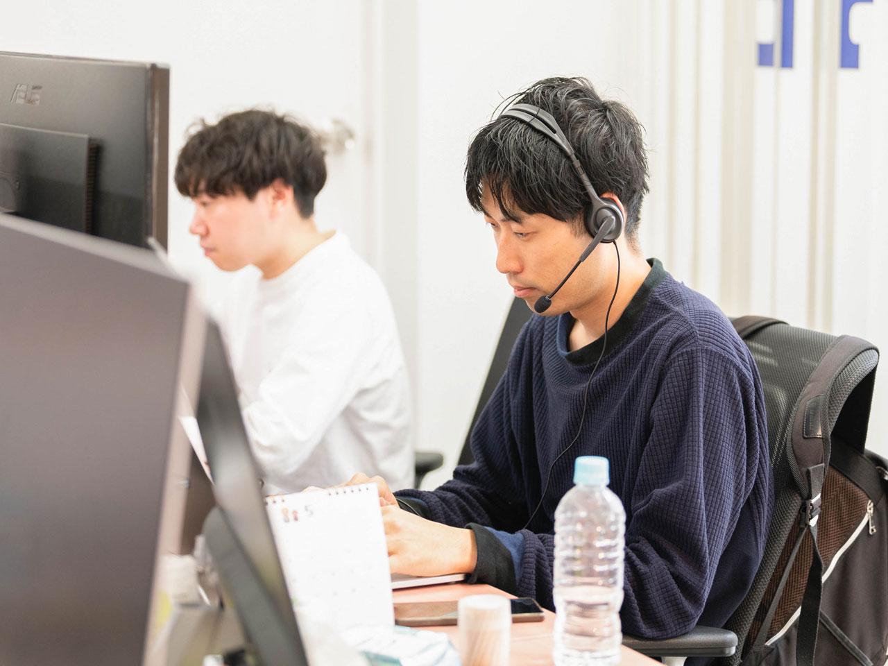 意欲的な挑戦を歓迎する風土で、エンジニアでありながらコンテンツ制作やサービスのプロモーション等、挑戦したいと手を挙げれば叶う自由度の高さがある。