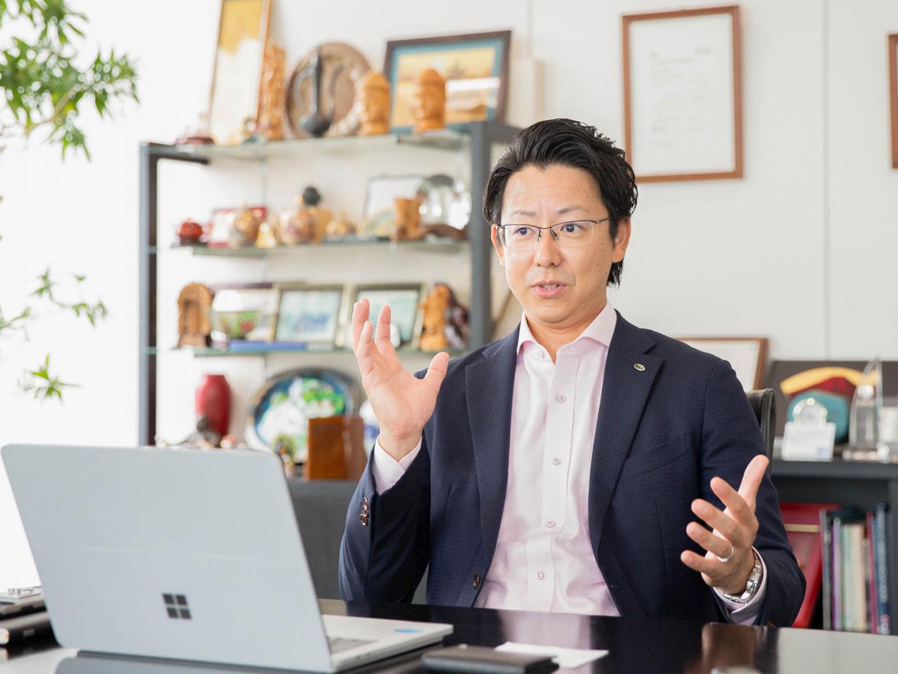 設備や工具、測定器等、欧米のトップブランドを扱う輸入事業、国内のハイテク素材をアジア諸国に販売する輸出事業で、創業以来36期、黒字経営を続けている。