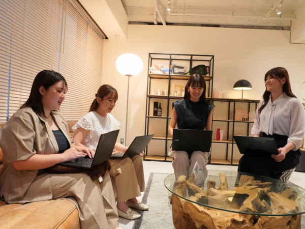 募集している求人：【インフルエンサーマーケティング】企画の面白さと運用のやりがいを両方味わえる！