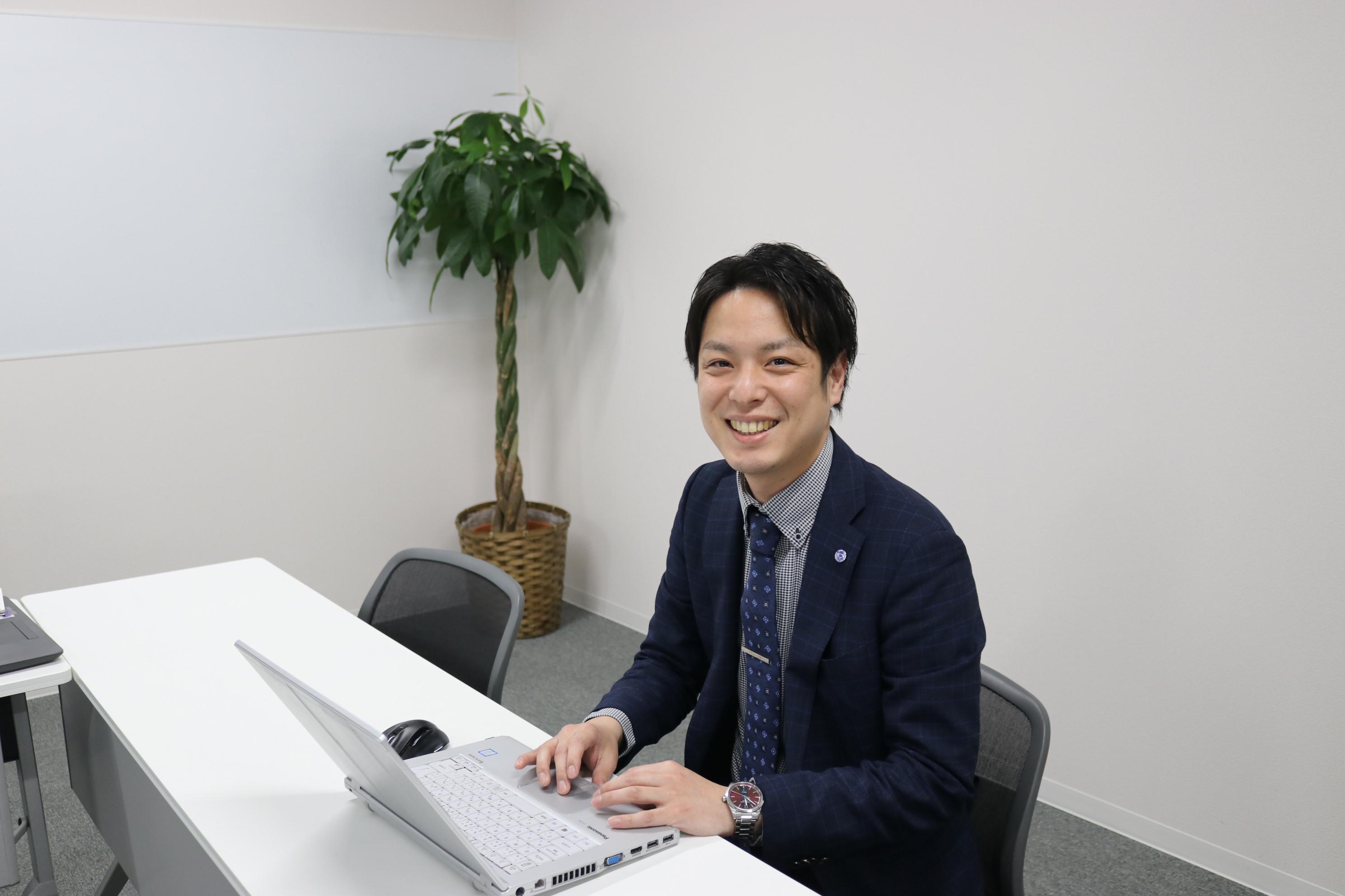 オフィス機器や不動産、求人やIT・マーケティングといった幅広い分野の知識に長けた社員が在籍しております！