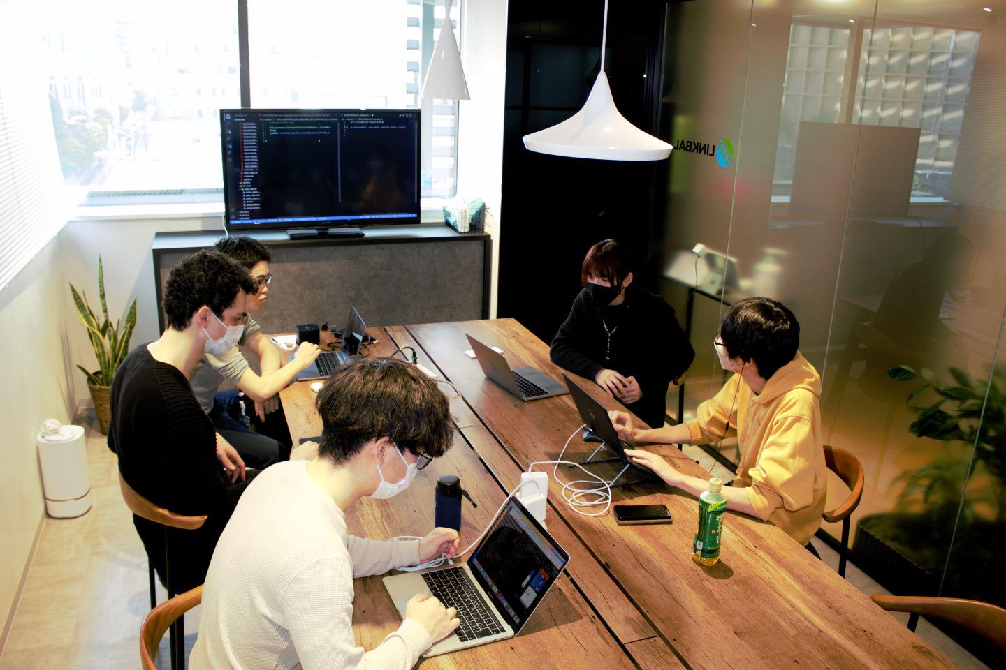 イベントに特化したECサイトとしては日本最大のプラットフォーム。コロナ後はオンラインでの出会いや体験を提供する企業として、今後も更なる急成長を目指しています。