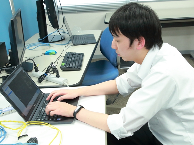 【プログラミング言語系エンジニア】【東京勤務】IOT化、見える化など、高度なシステム構築をできる人材を育成します！