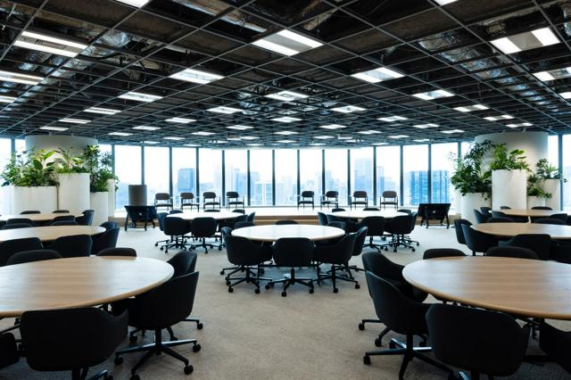 ラクスル株式会社の求人情報-01